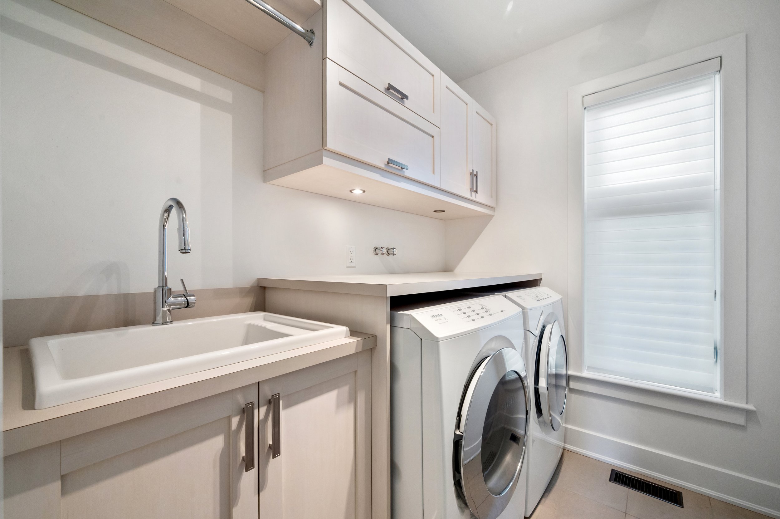 18_723 Rue des Passerins, Mont-Saint-Hilaire, QC.jpg