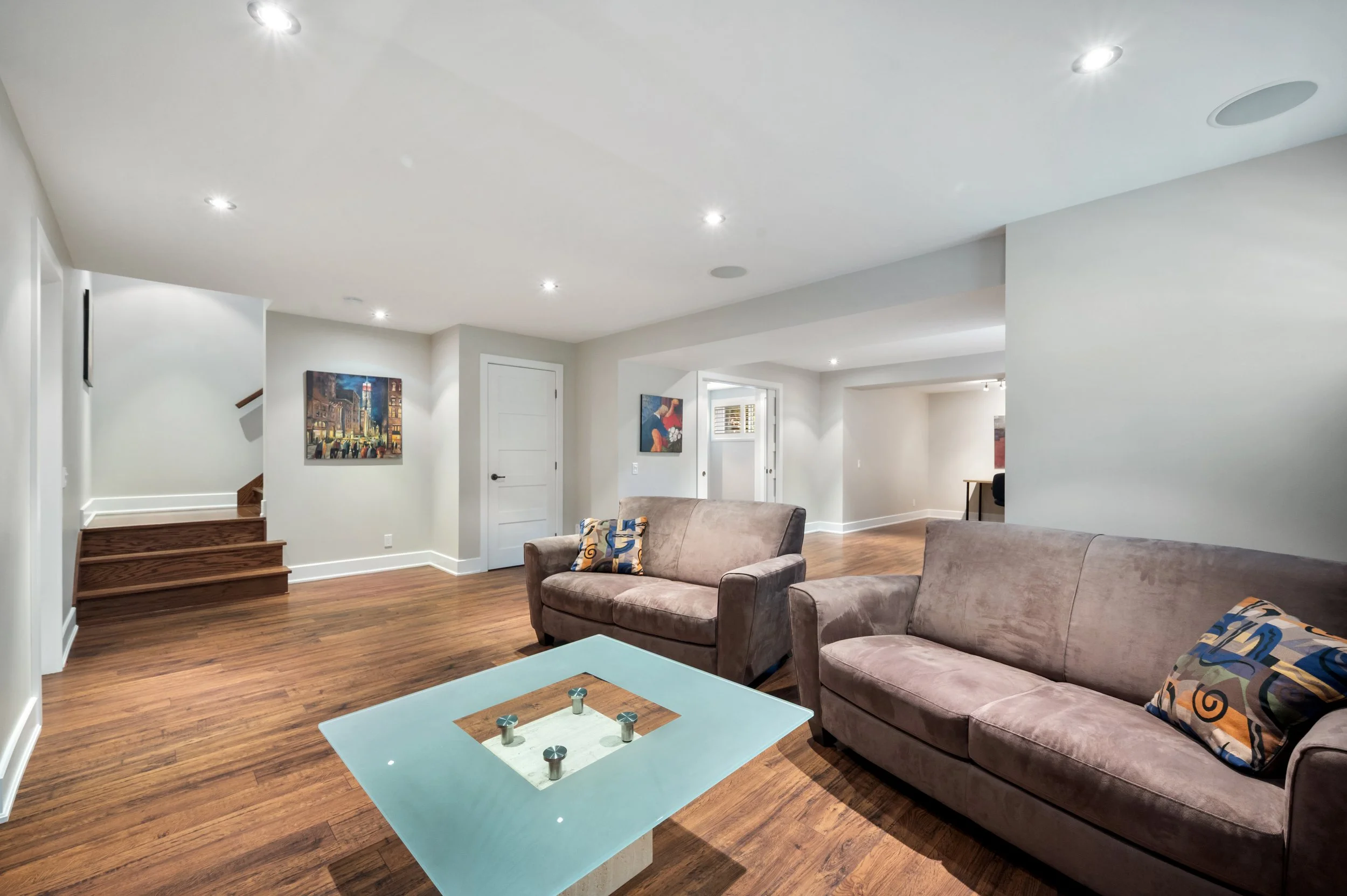 35_723 Rue des Passerins, Mont-Saint-Hilaire, QC.jpg