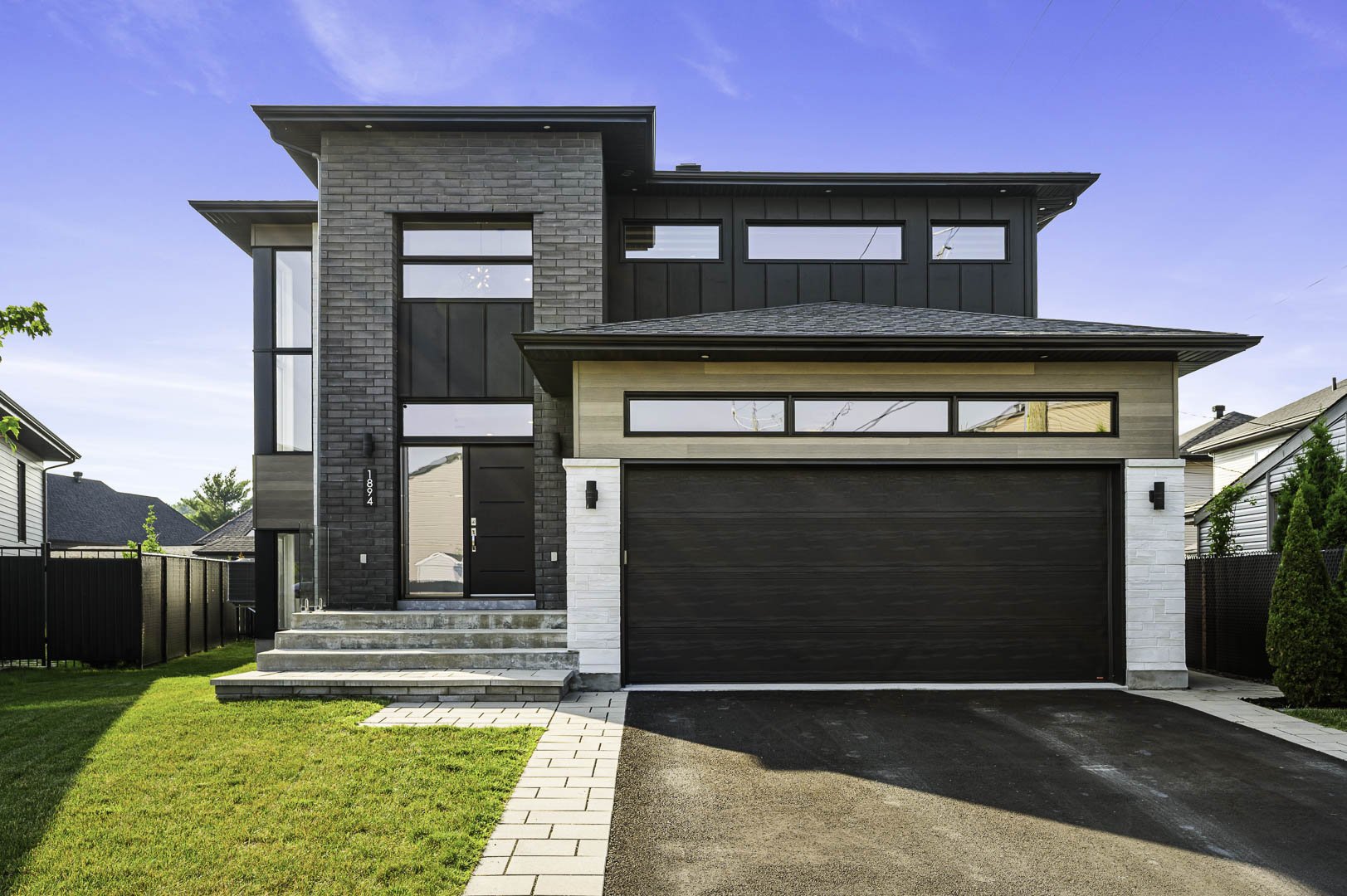 hoto-immobilier-st-hyacinthe-facade-maison.jpg