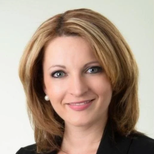 Stephanie tardif review.jpg