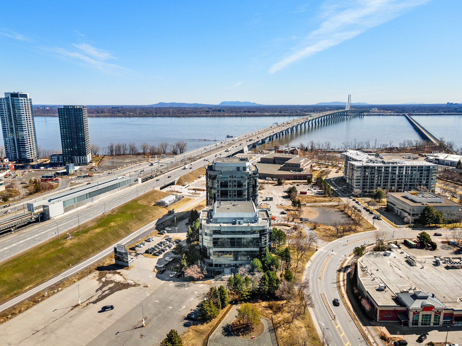 25_14 Pl. du Commerce, Verdun.jpg