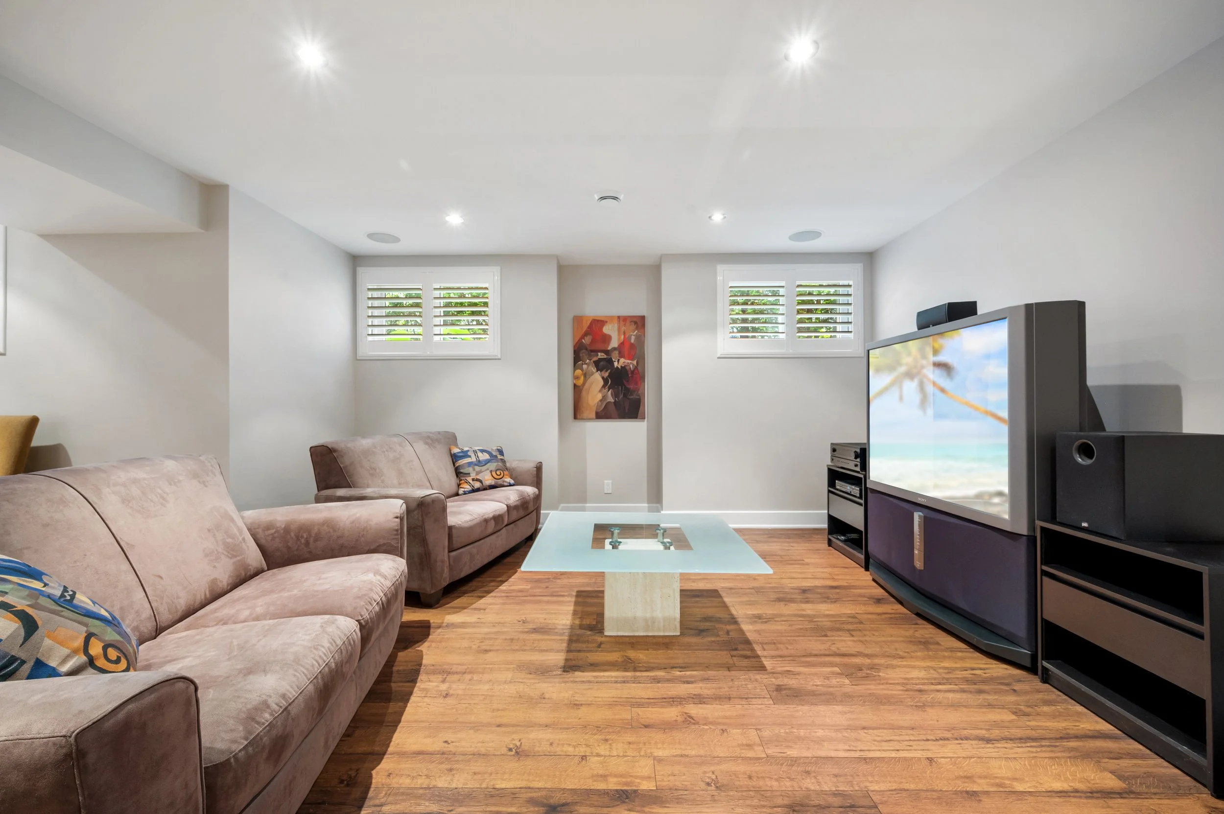 37_723 Rue des Passerins, Mont-Saint-Hilaire, QC.jpg