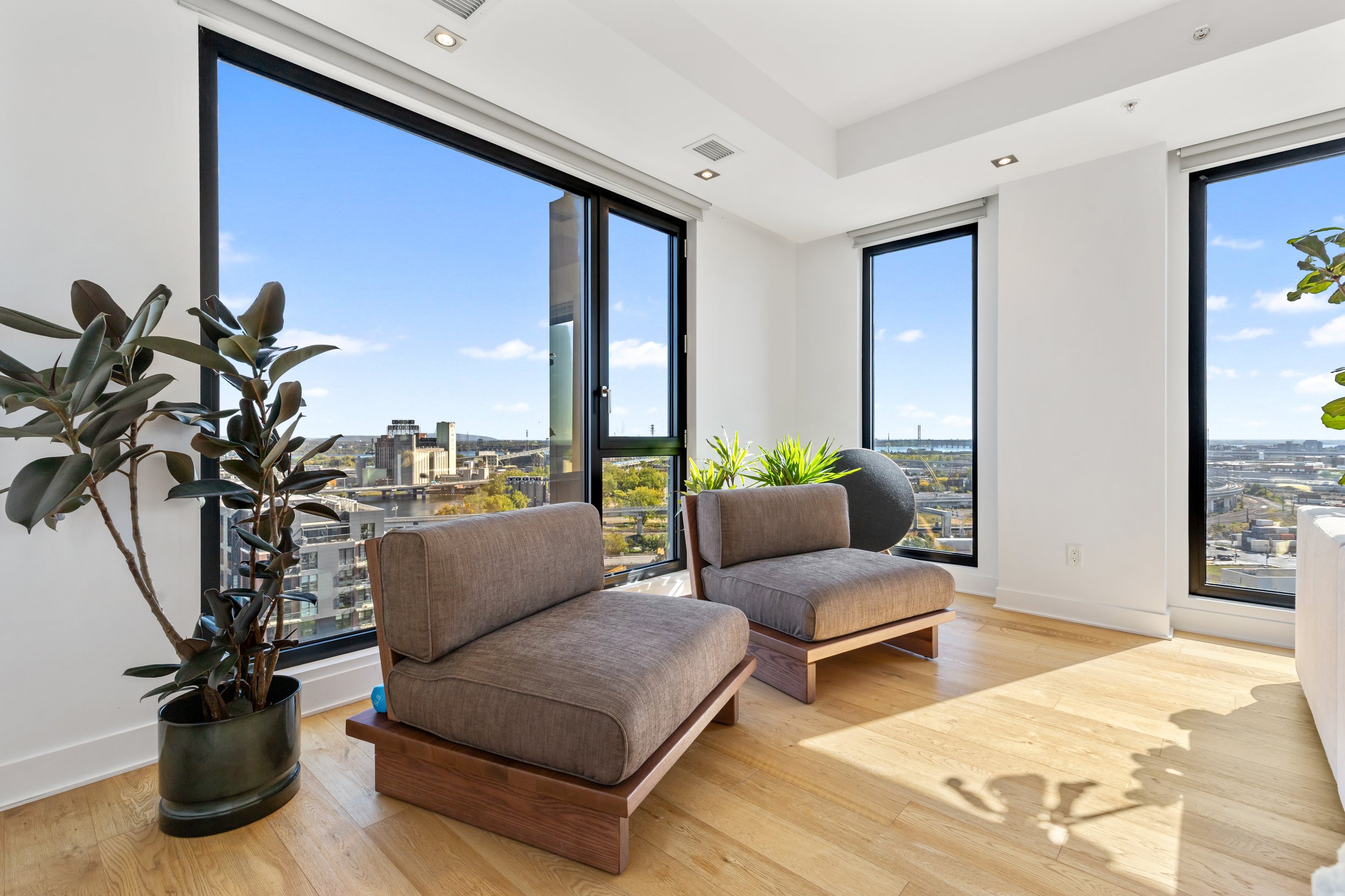 16_1458 Rue des Bassins, Montréal, QC.jpg