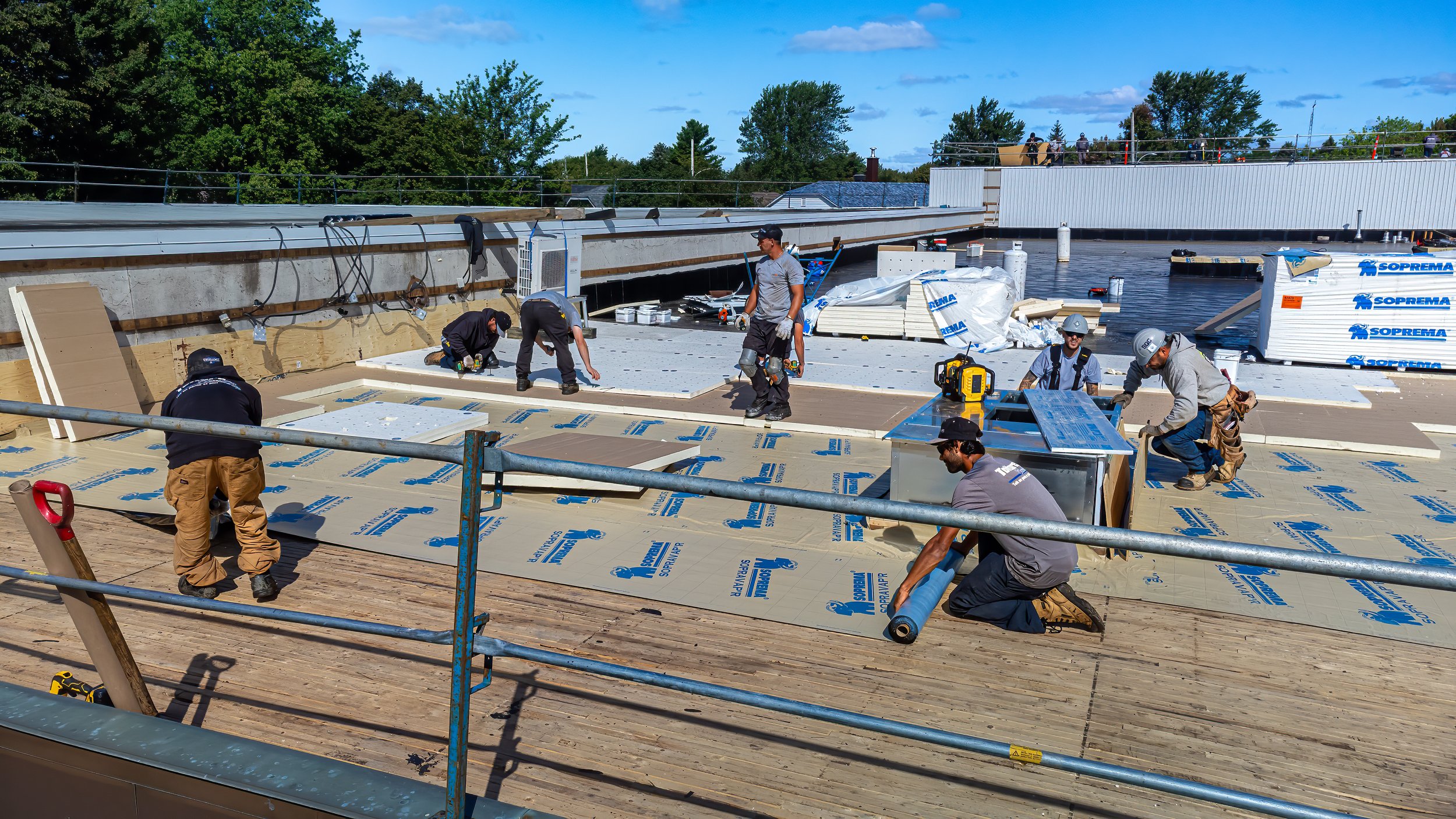 Main-doeuvre-action-travaux-immobilier-Montreal