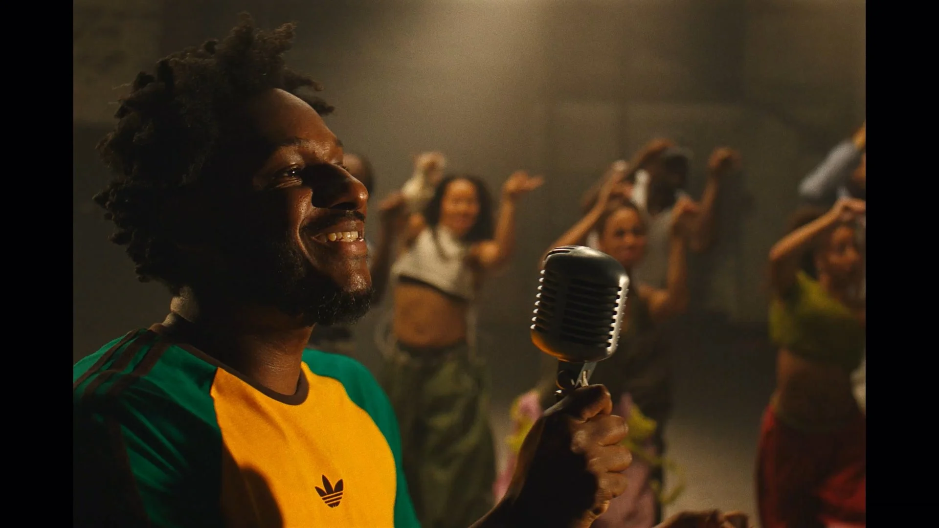 LeonBridges_TalkItOver_1.1.4.jpg