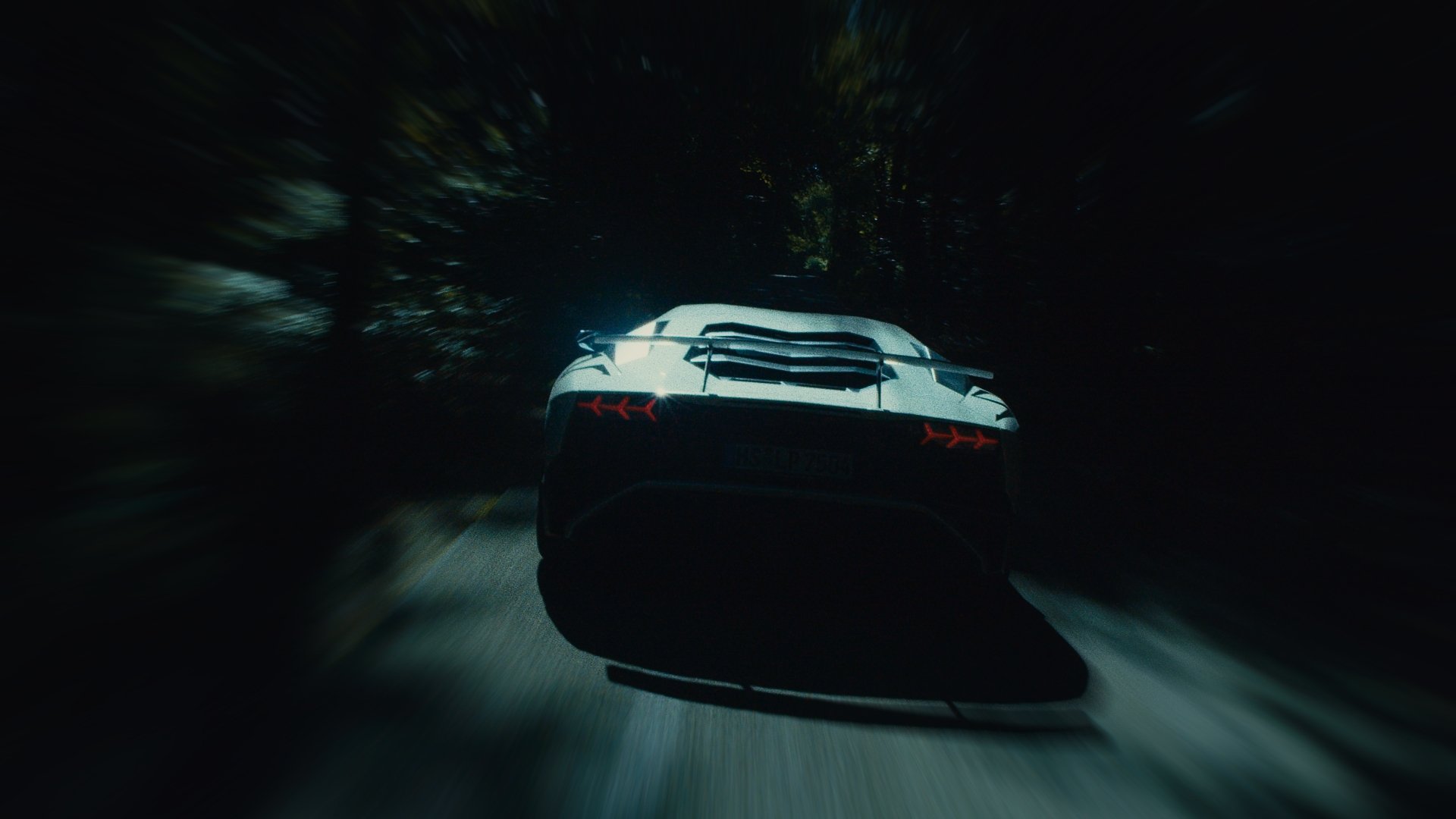PWL_AVENTADORSV_STILL_1.11.7.jpg