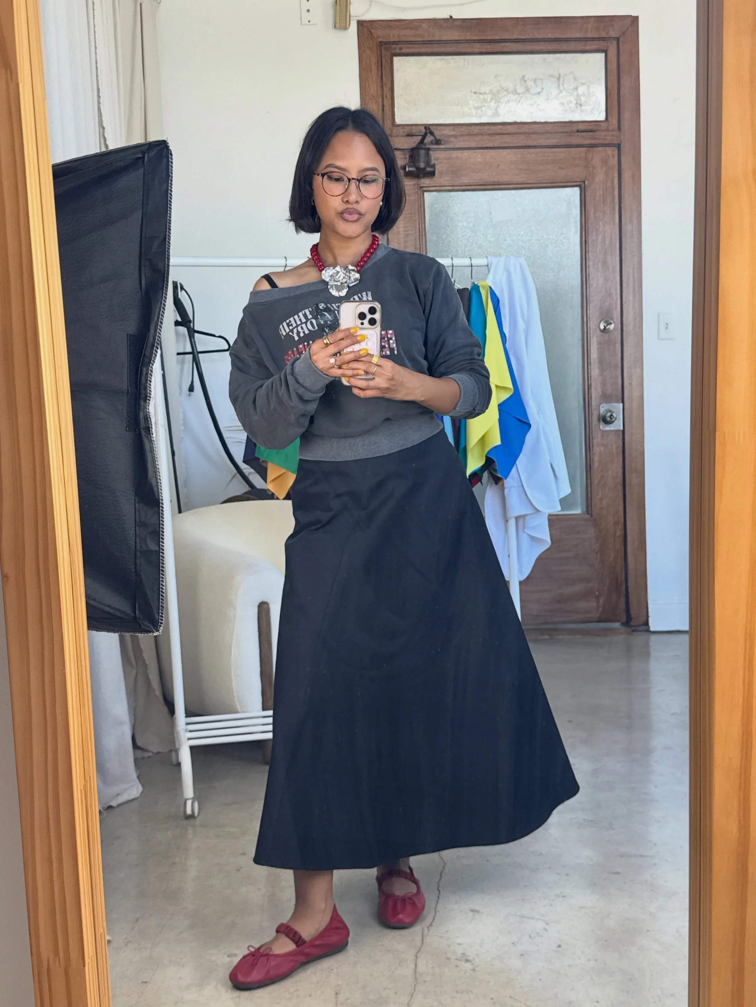 🗣️ I love your outfits
Me: Thanks I wear my color palette 🌈💫🎨

10% off Color Analysis this Memorial Day Weekend!!
Comment COLOR to book or learn more💌