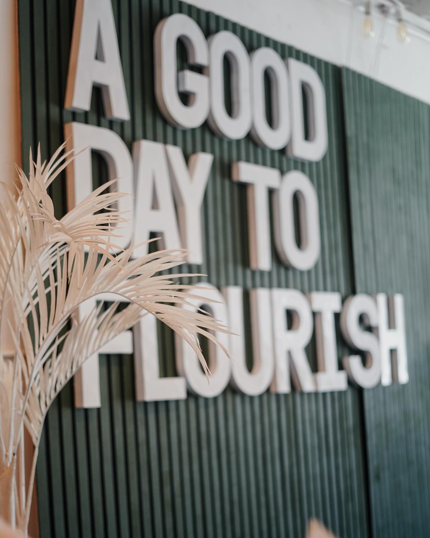 Over the weekend, I had the opportunity to attend a really inspiring workshop: Freedom to Fluorish, hosted by @kahleanicolee! ✨

I had a great time meeting fellow entrepreneurs and discussing struggles, achievements, and our journeys on finding clari