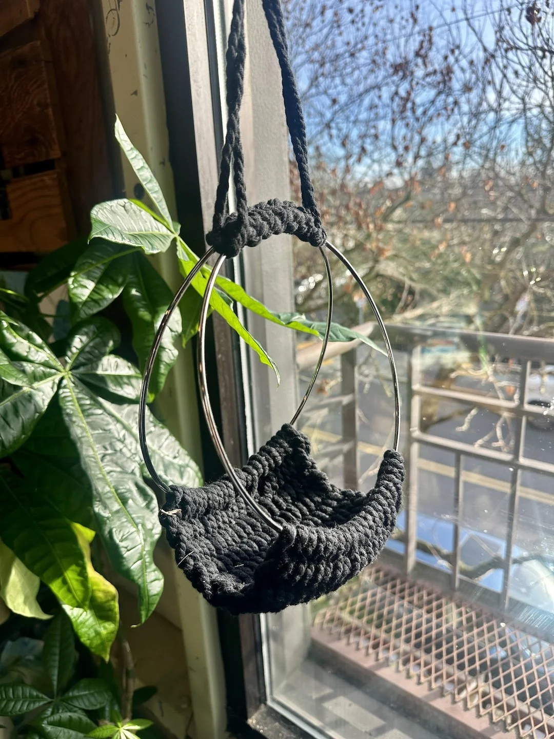 macrame basket 3.jpg