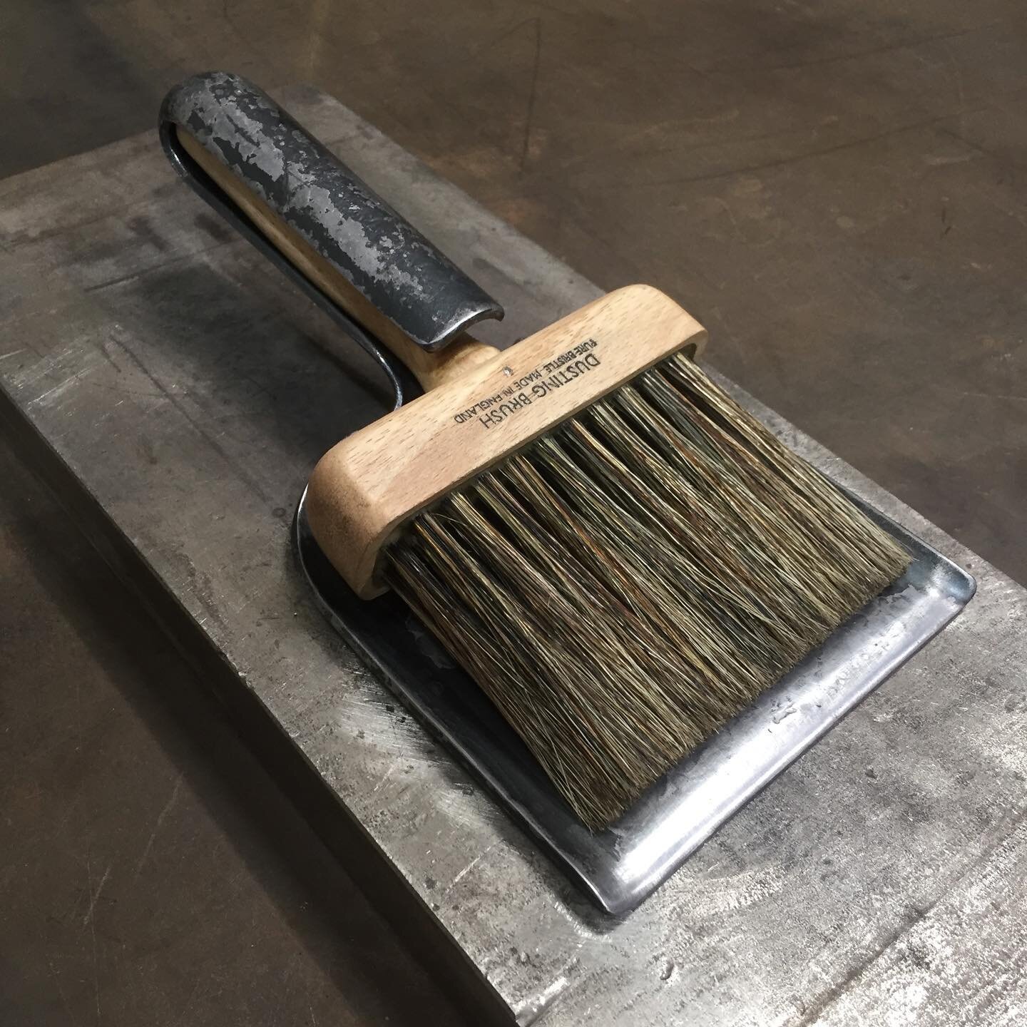My offering to the fireside companion set brush and shovel debate. Pretty sure this is my own debate, long handled brushes and shovels are useless, fact! Poker and stand to come soon. #blacksmith #forged #steel #handmade #madeinbritain #logburner #wo