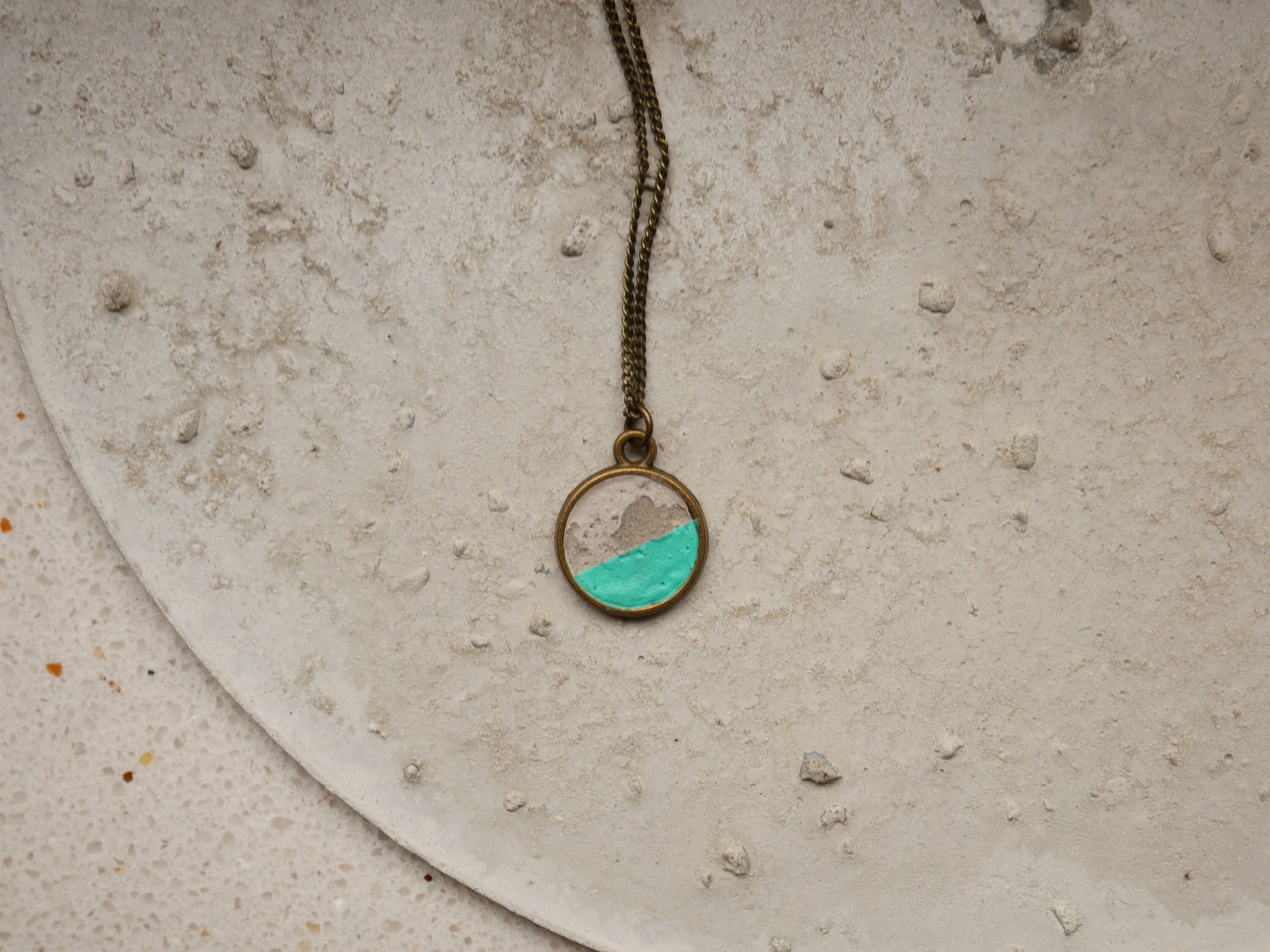 https://i.etsystatic.com/15386668/r/il/3722ad/2957949192/il_fullxfull.2957949192_morg.jpg
