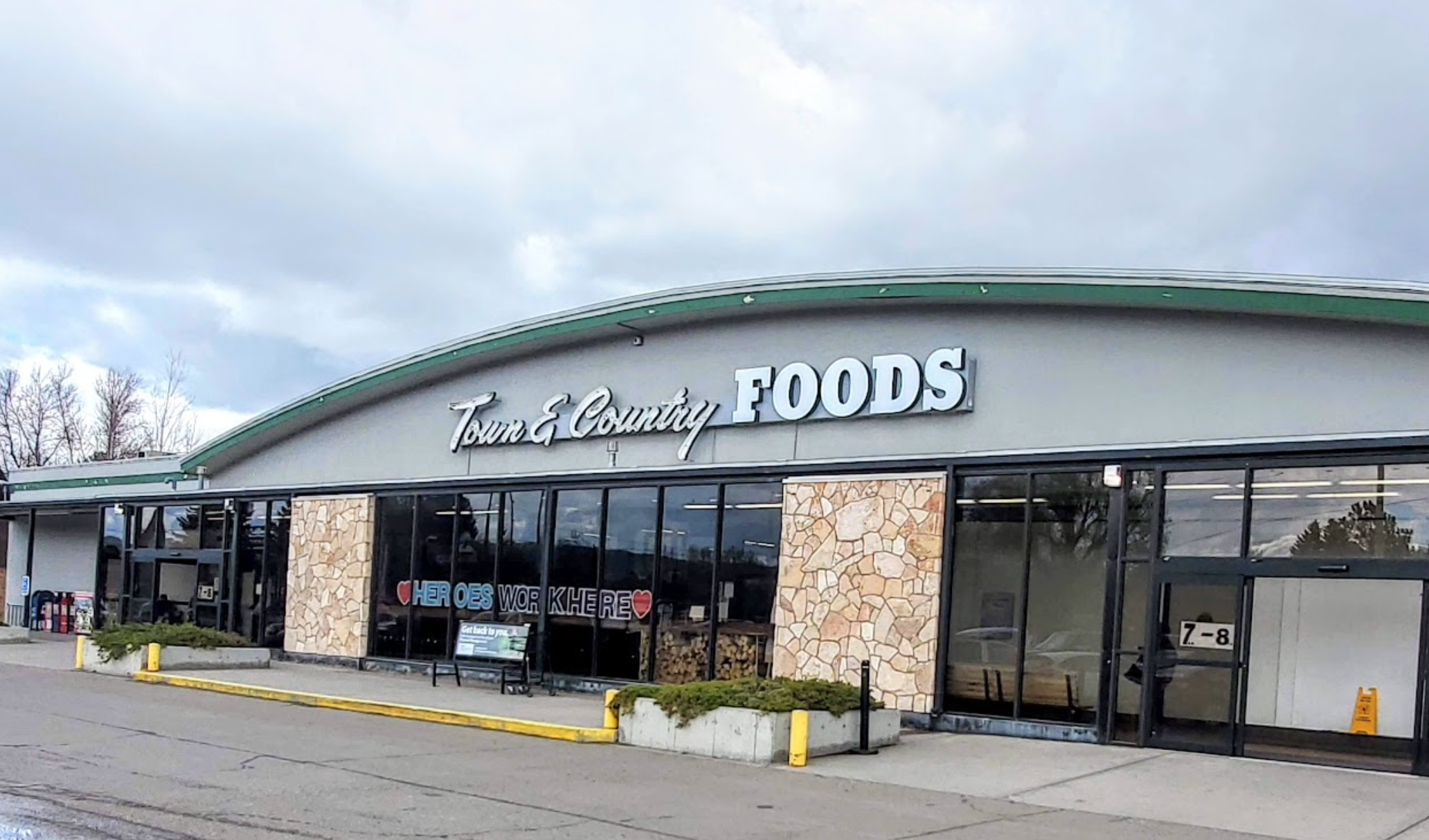 Small Town Grocers Scramble to Feed Their Communities