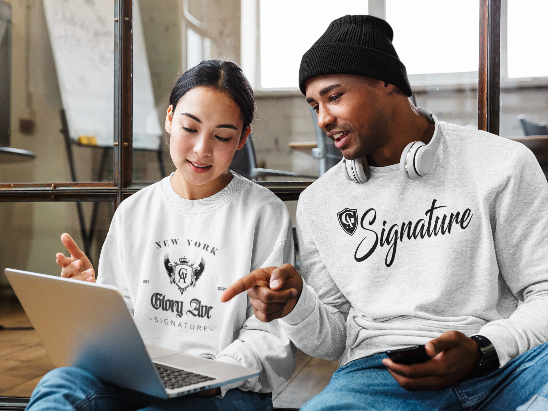 crewneck-sweatshirt-mockup-featuring-two-coworkers-talking-40133-r-el2.png