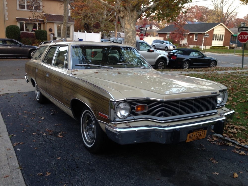 Rent%2BVintage%2Bwoody%2Bwagon%2Bprop%2Bcar.jpeg