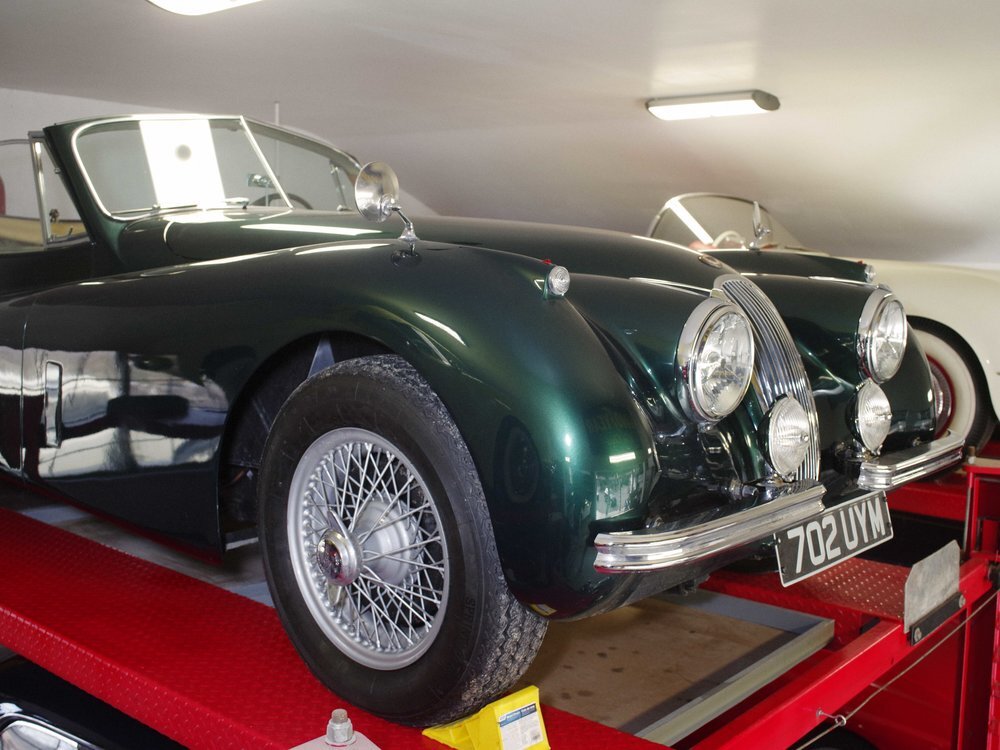 Rent+Green+Jaguar+XK120.jpg