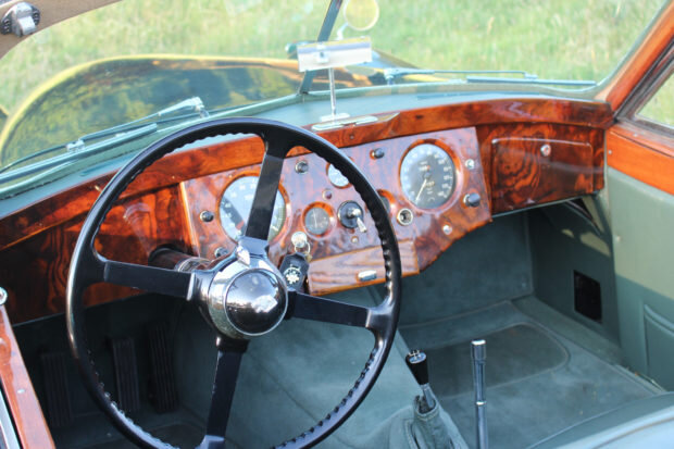 xk120+2.jpg