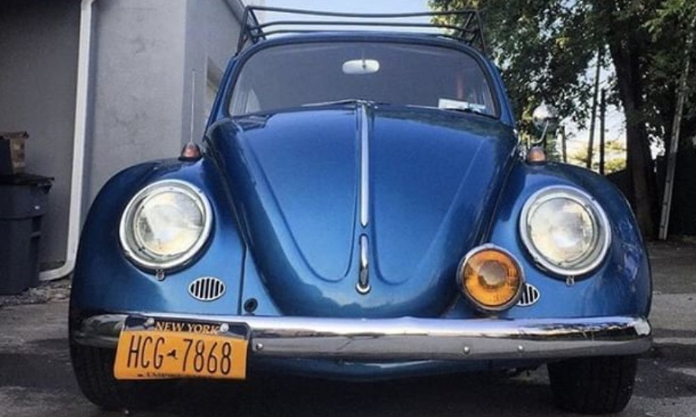 rent+blue+VW+beetle.jpg
