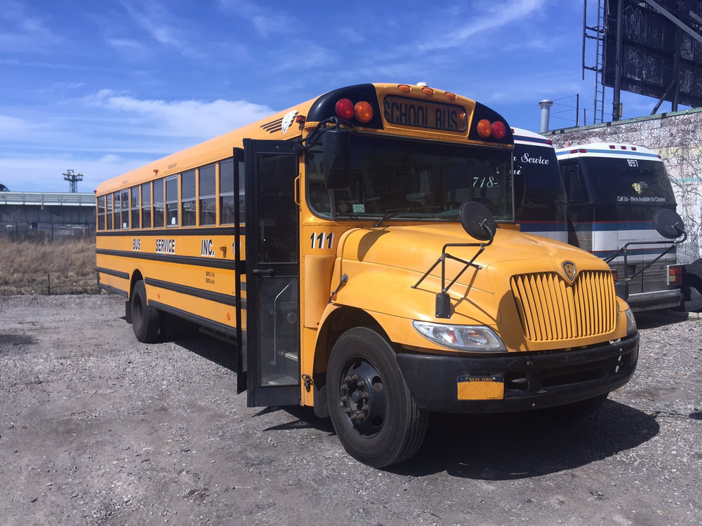 Rent+School+bus+prop+vehicle.jpg