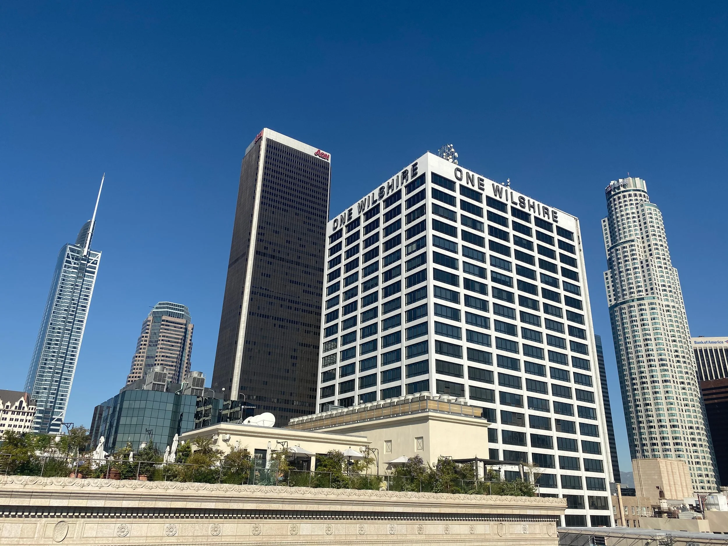 Top Internet Service Providers By Neighborhood in Los Angeles banner image