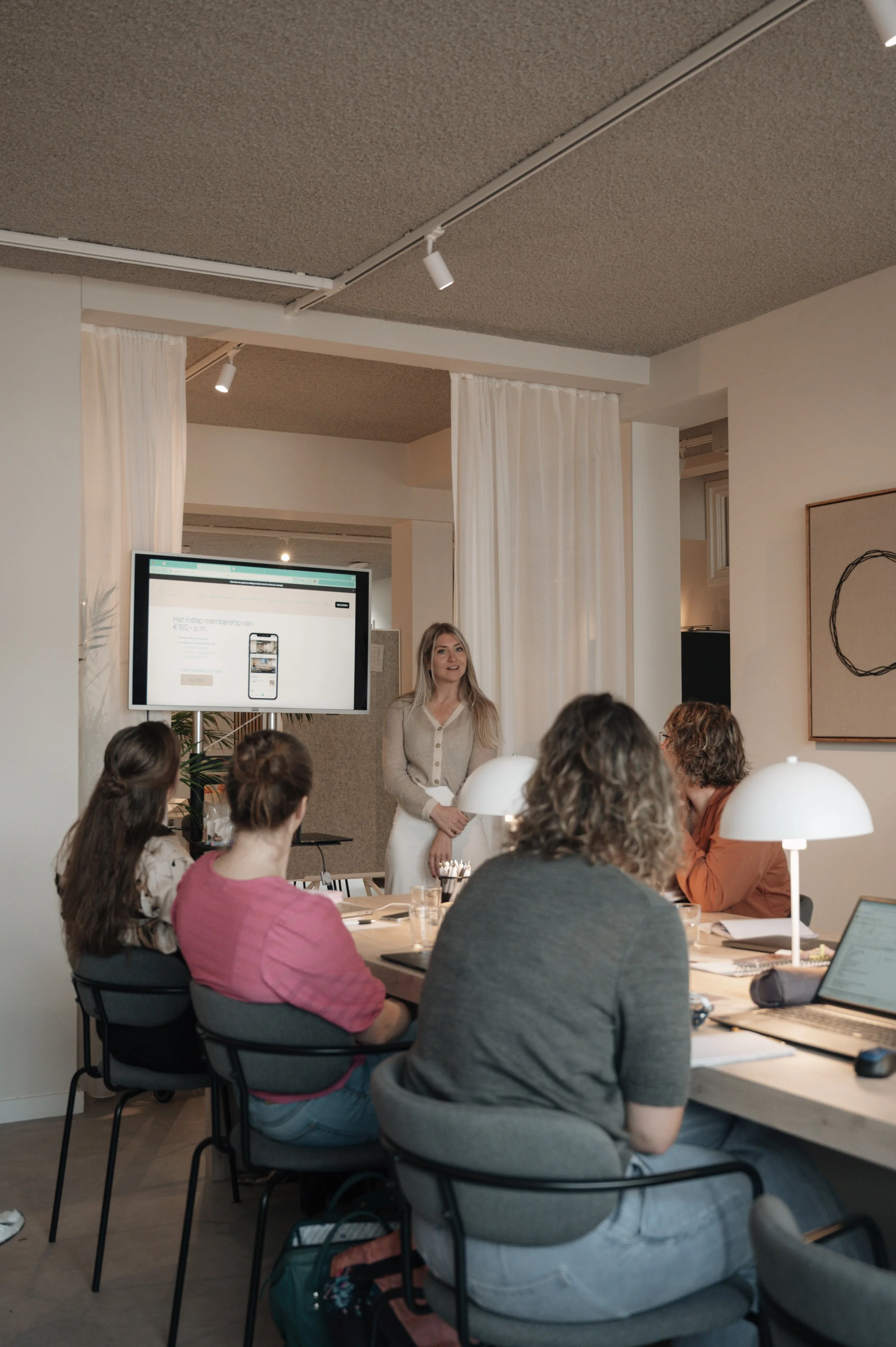 09-2025 Marcella spreker ivy.jpg