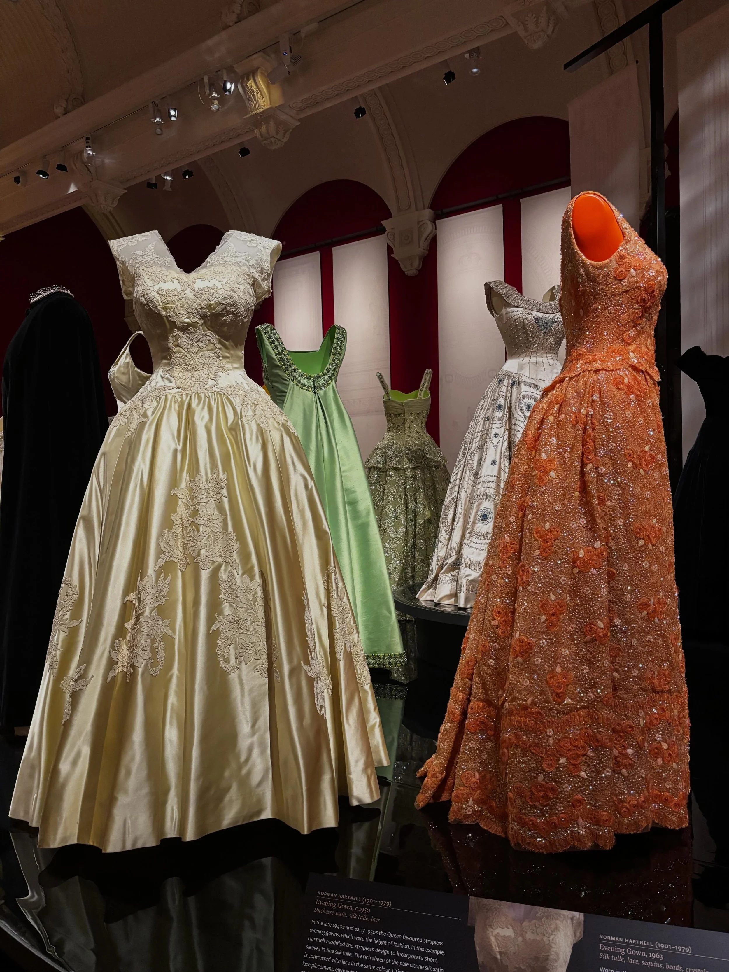 Late to the party but I&rsquo;m now OBSESSED  with the exhibition of the late Queen&rsquo;s dresses at the King&rsquo;s Gallery. Thank you to a dear friend for taking me this afternoon. 

Many highlights but I was particularly delighted to see irl th