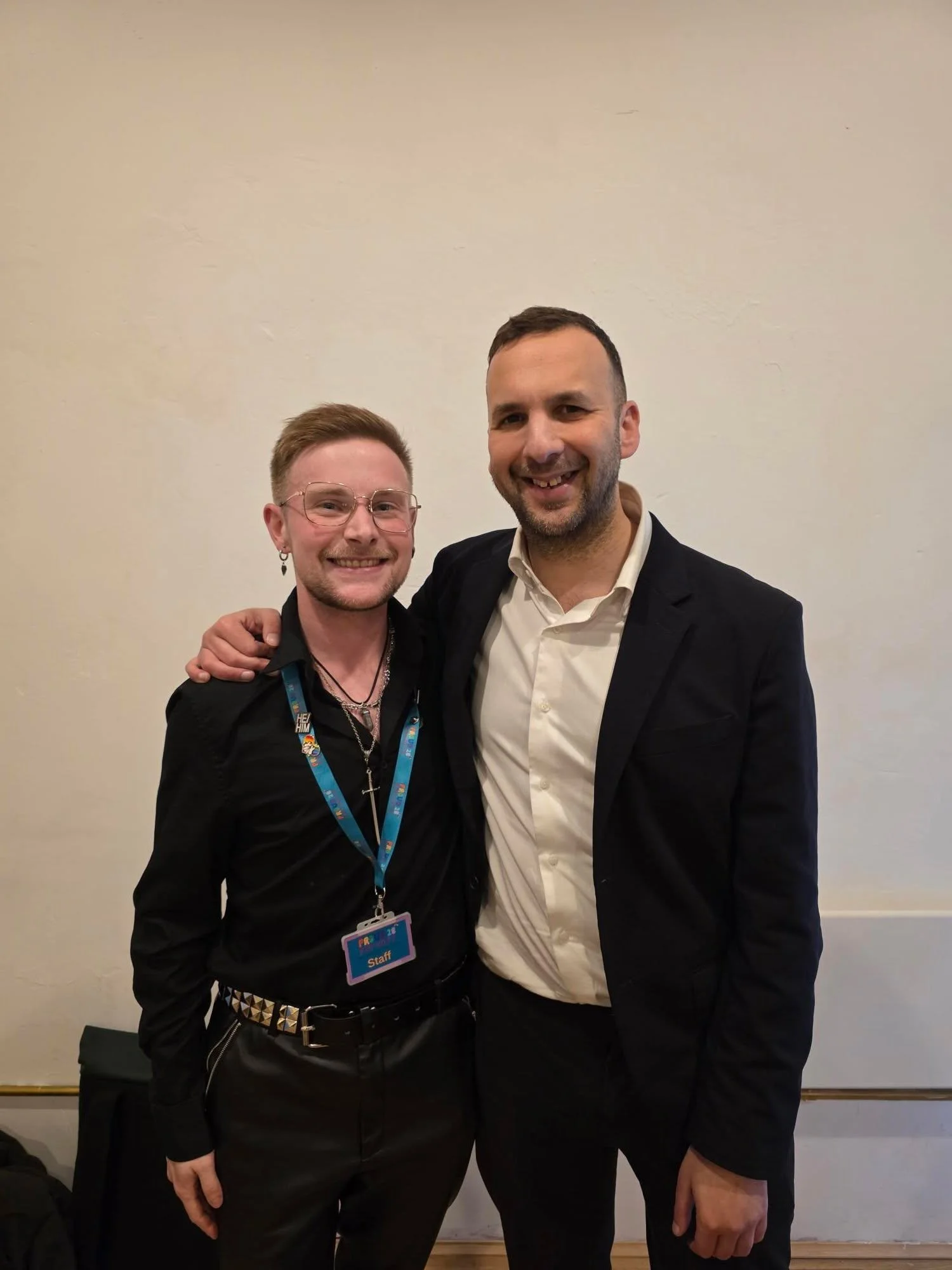 Earlier this month, Ryan (he/him) attended the launch of the Trans Lives Report by @transactualuk in London.

The room was packed with trans people and allies hearing the findings from a survey of 4,008 trans people across the UK. The report highligh