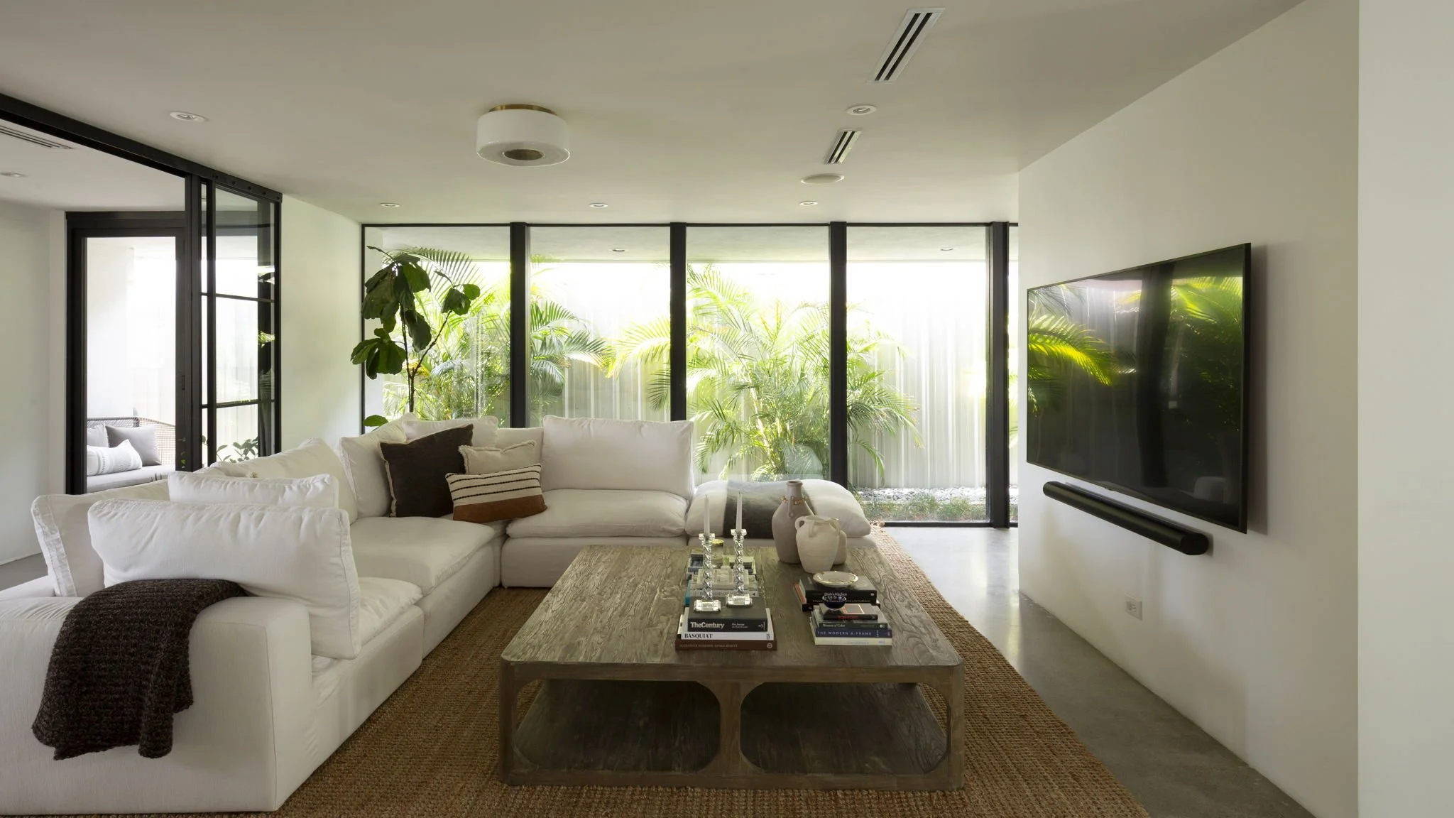 15 - 16-web-or-mls-6519 Springpark Ave by Pierre Galant-16.jpg