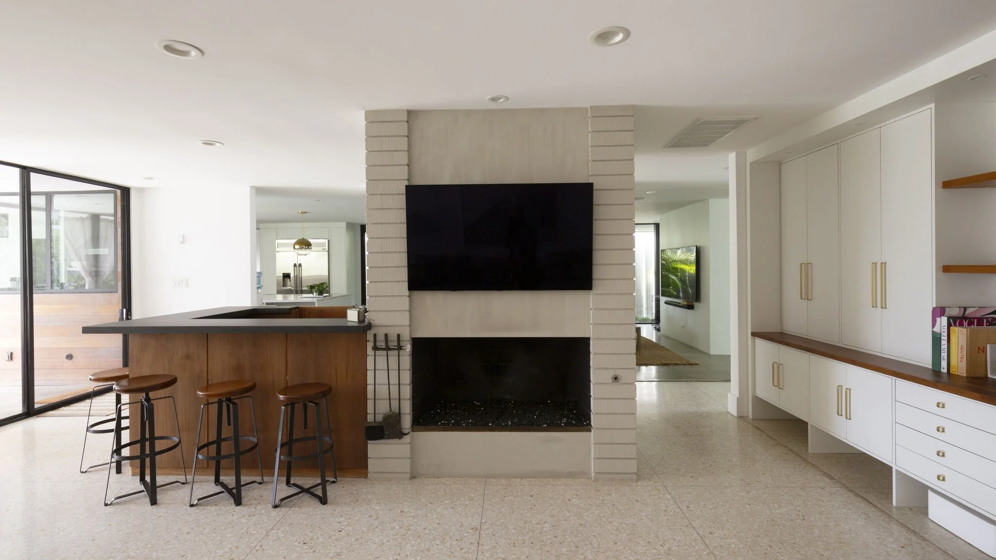 21 - 24-web-or-mls-6519 Springpark Ave by Pierre Galant-24.jpg