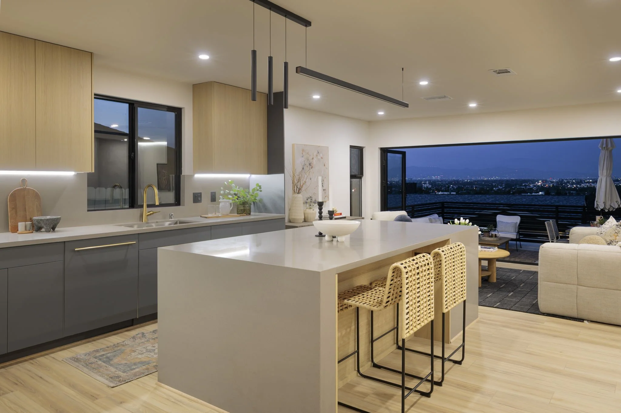 35-web-or-mls-4100 Don Diablo Dr by Pierre Galant-6-2.jpg