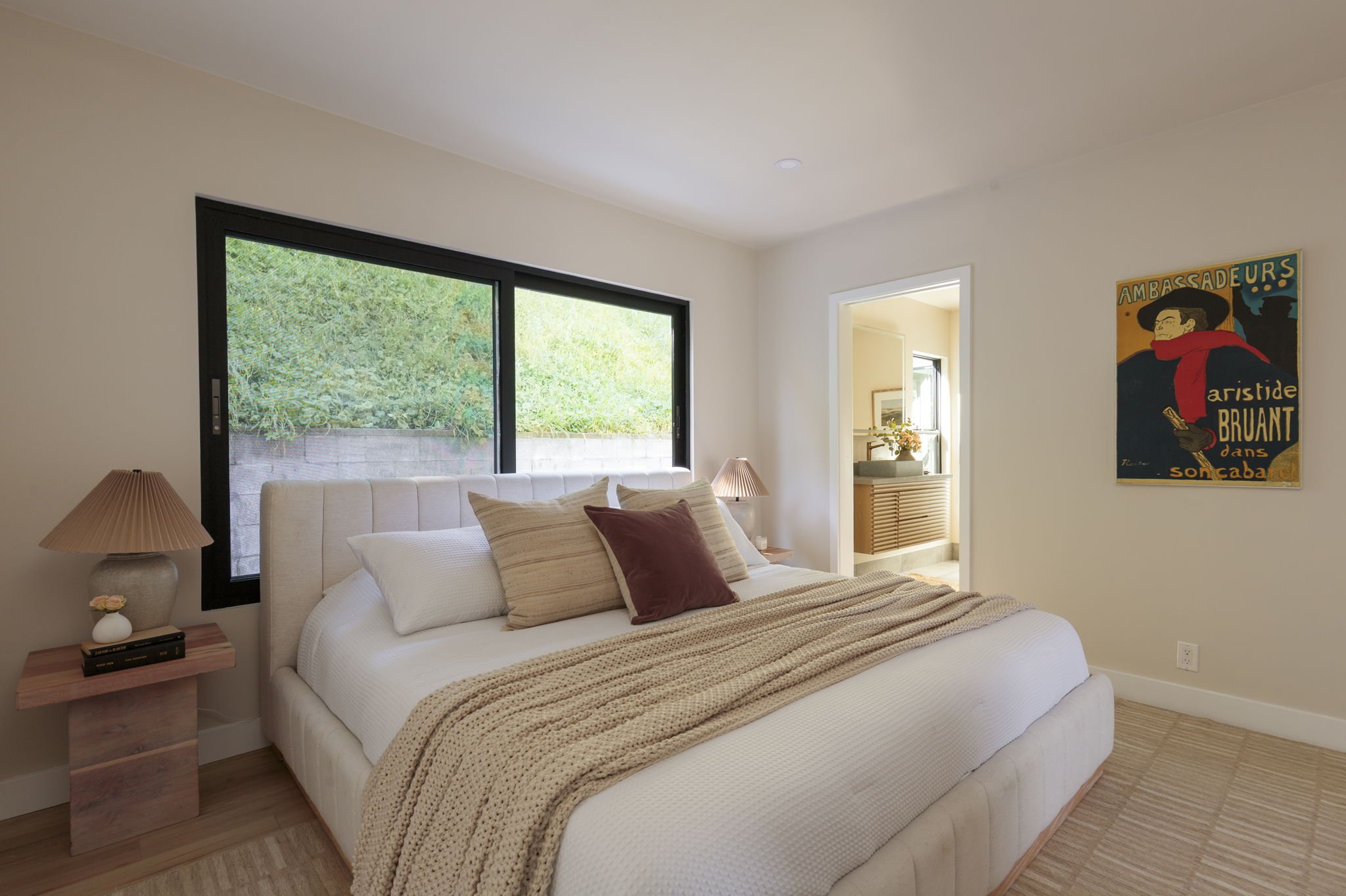 18-web-or-mls-4100 Don Diablo Dr by Pierre Galant-18.jpg