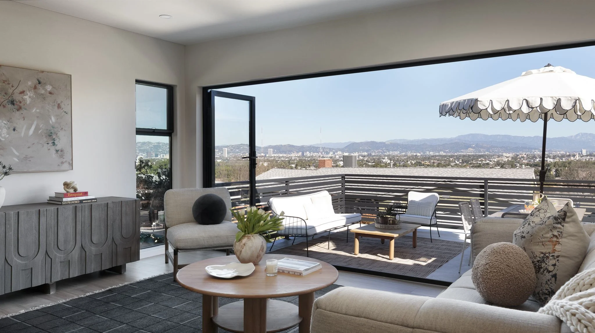 9-web-or-mls-4100 Don Diablo Dr by Pierre Galant-9.jpg