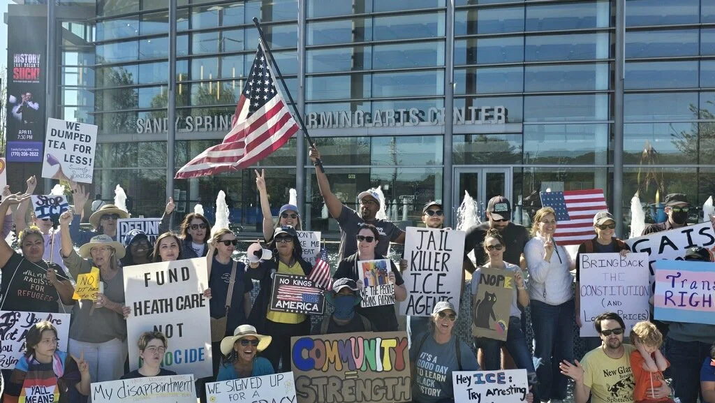 More Than 1,000 Residents Gather for Sandy Springs’ No Kings Rally 