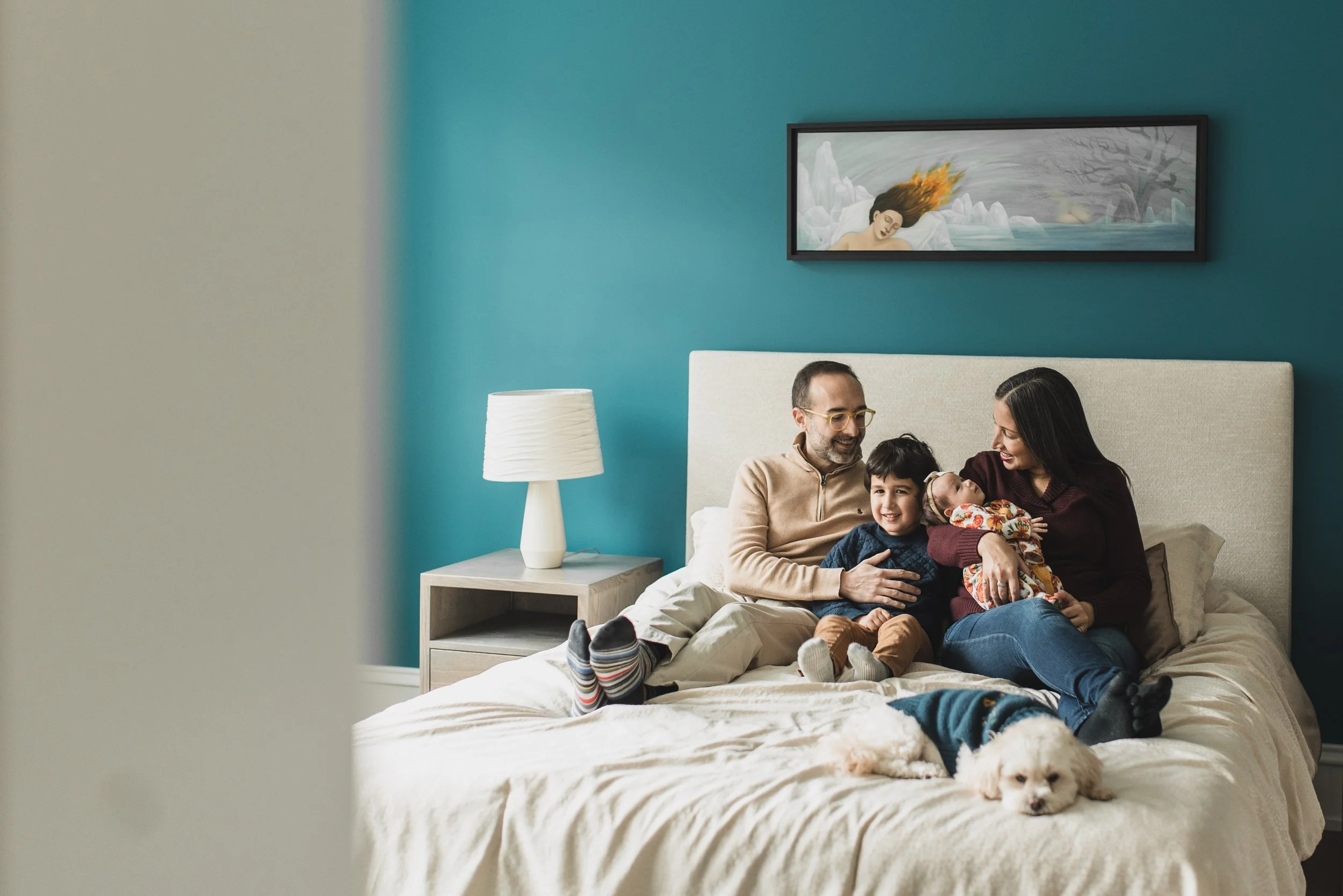 family-on-bed-amsterdam-jordaan.jpg