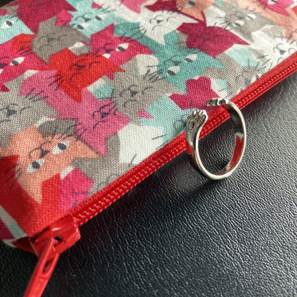 English Artisan Cat Pouch and Cat Paw Silver Ring Gift Bundle