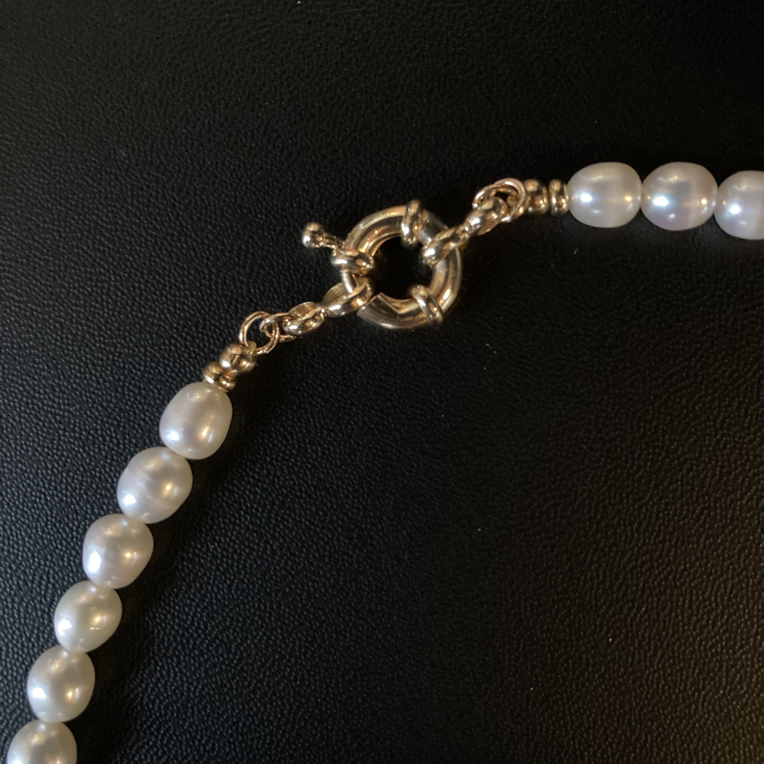AA White Rice Pearl, 18k Gold Necklace — Coquelicot Gallery and Cafe
