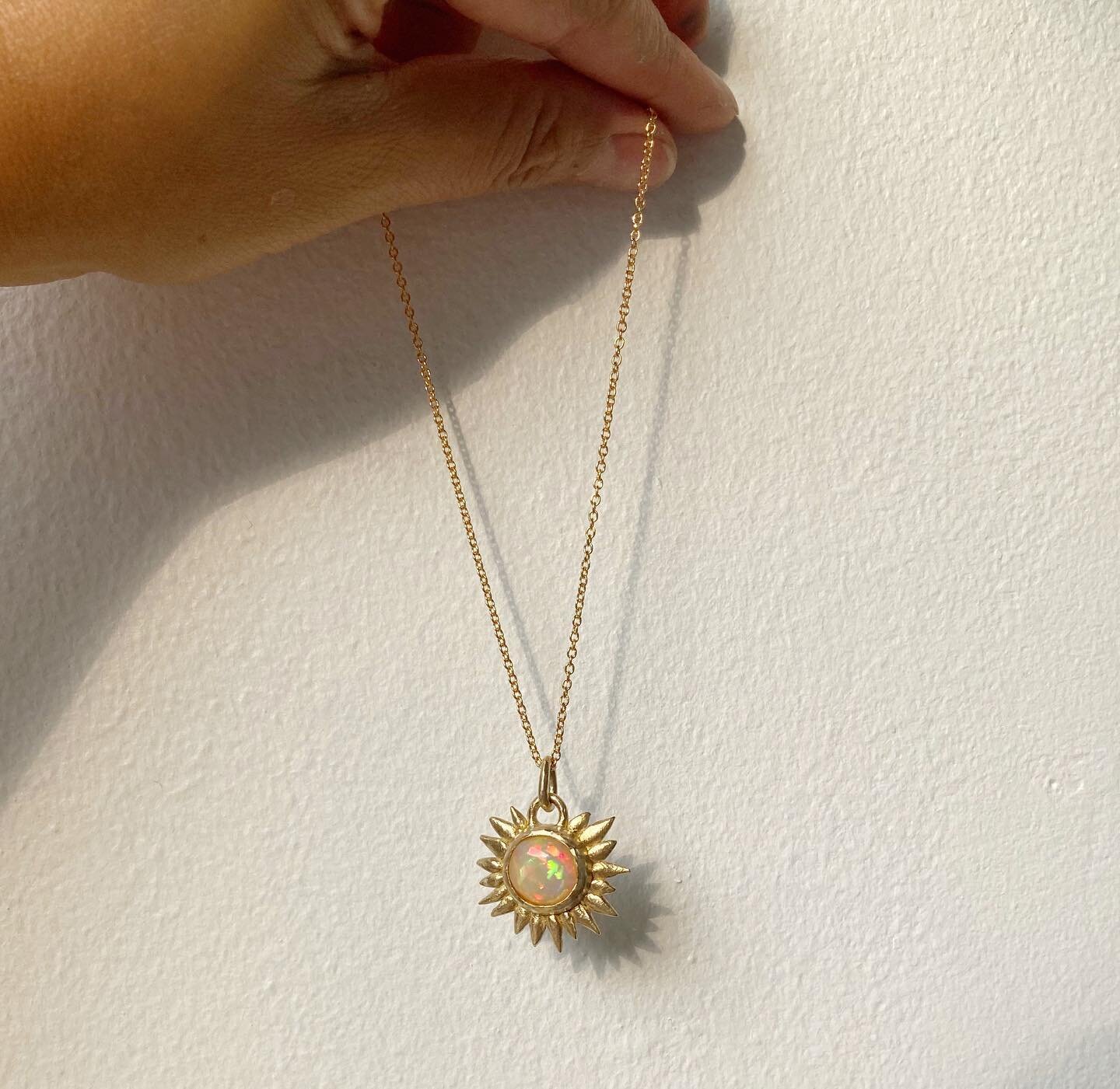 October is the month of opals! This stone is one of my very favourites, and I just can&rsquo;t get enough of the fire and flash🔥⚡️

We have some opals available at the moment, so please get in touch if you are interested in a custom piece!

#archera