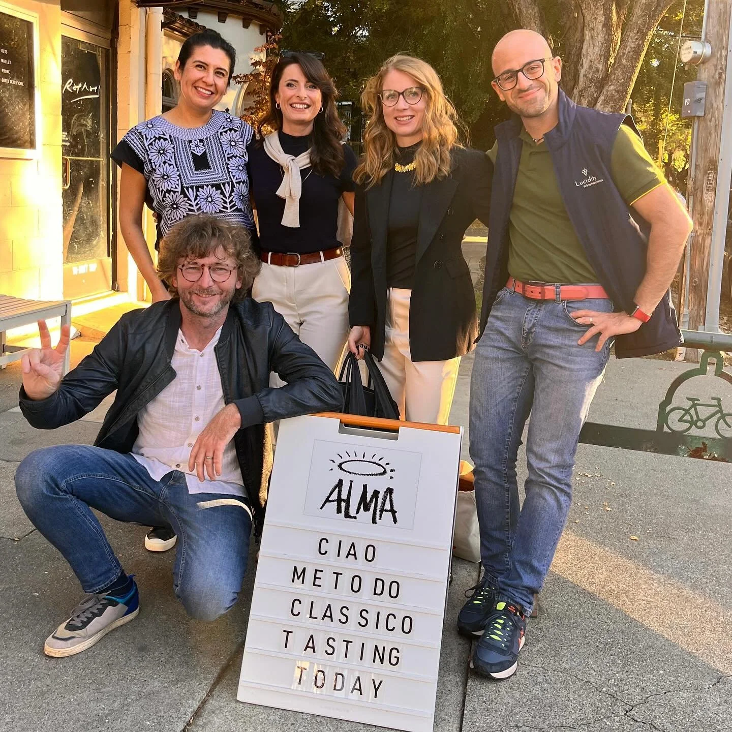 Metodo Classico Week - Day One in the books 
😎🇮🇹🍾

Thank you @allorasacramento and @almawinebarandshop for hosting our events!