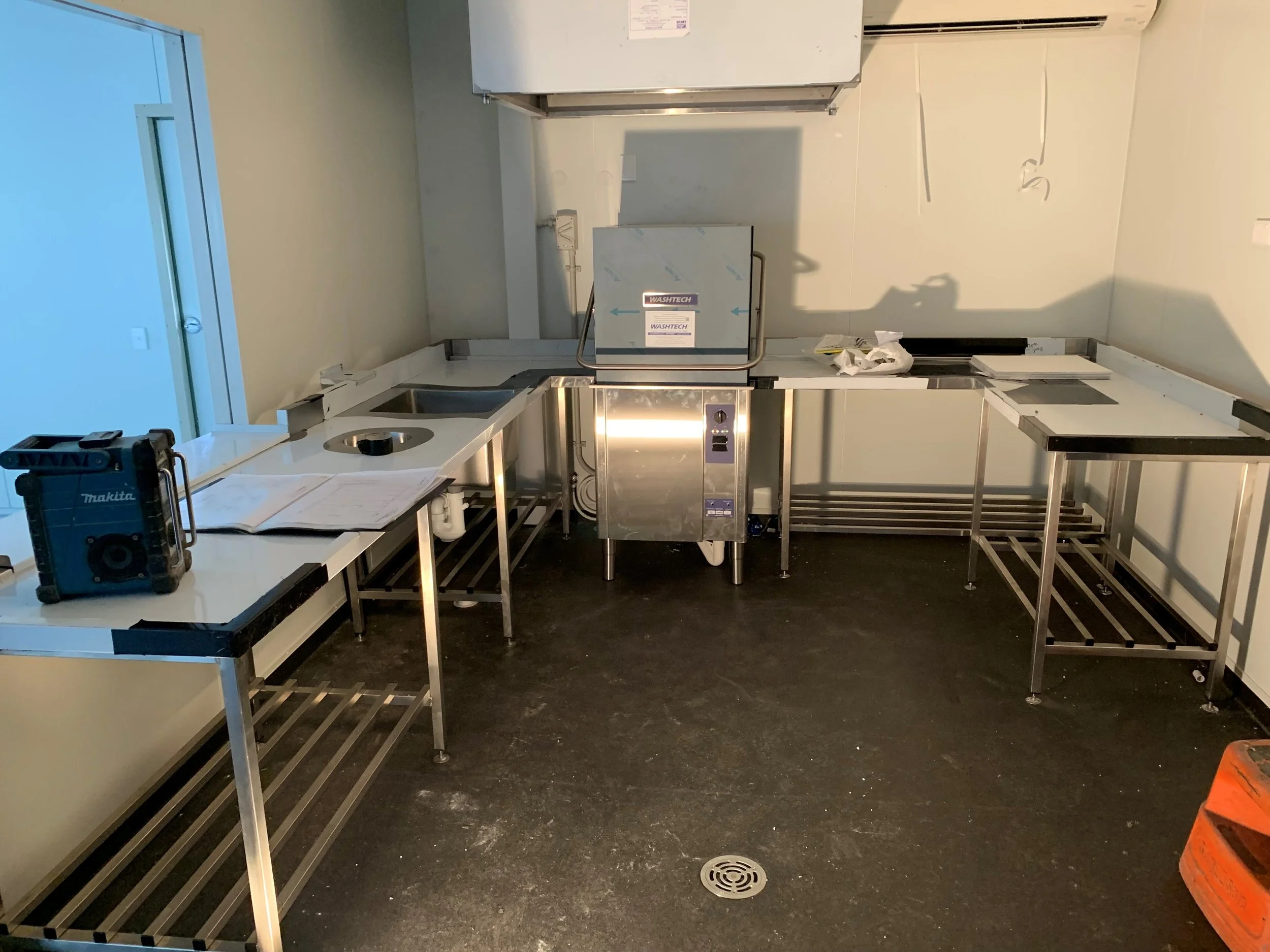 Fleetwood portable fitout.jpg