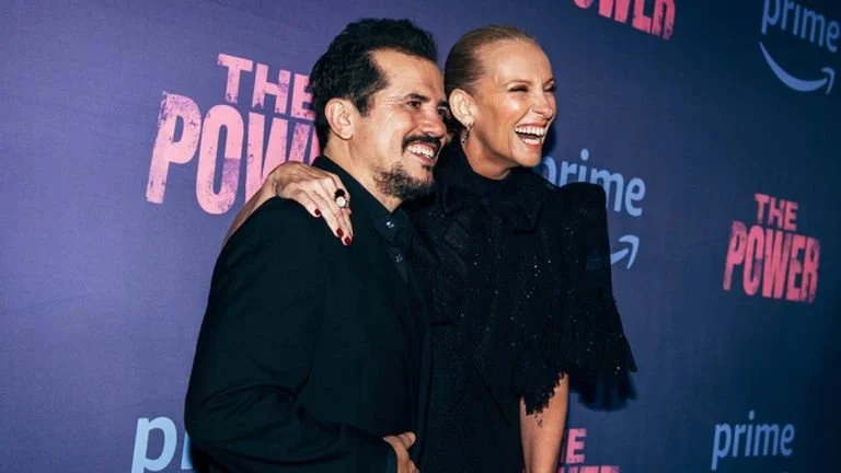 John Leguizamo & Toni Collette