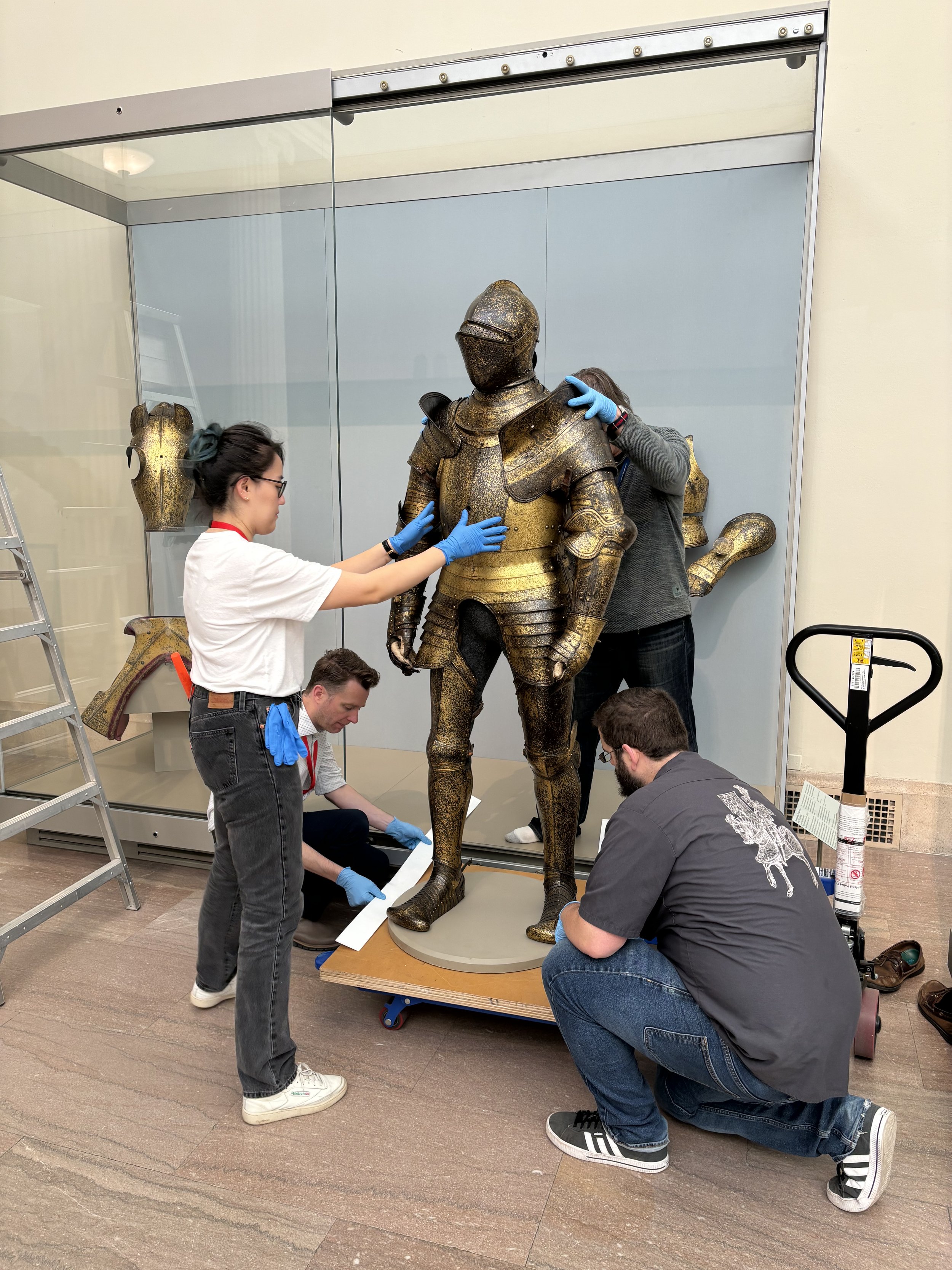 Reinstalling Henry VIII's Greenwich armor, returning from the touring Tudor exhibition. (Photo: Markus Sesko)