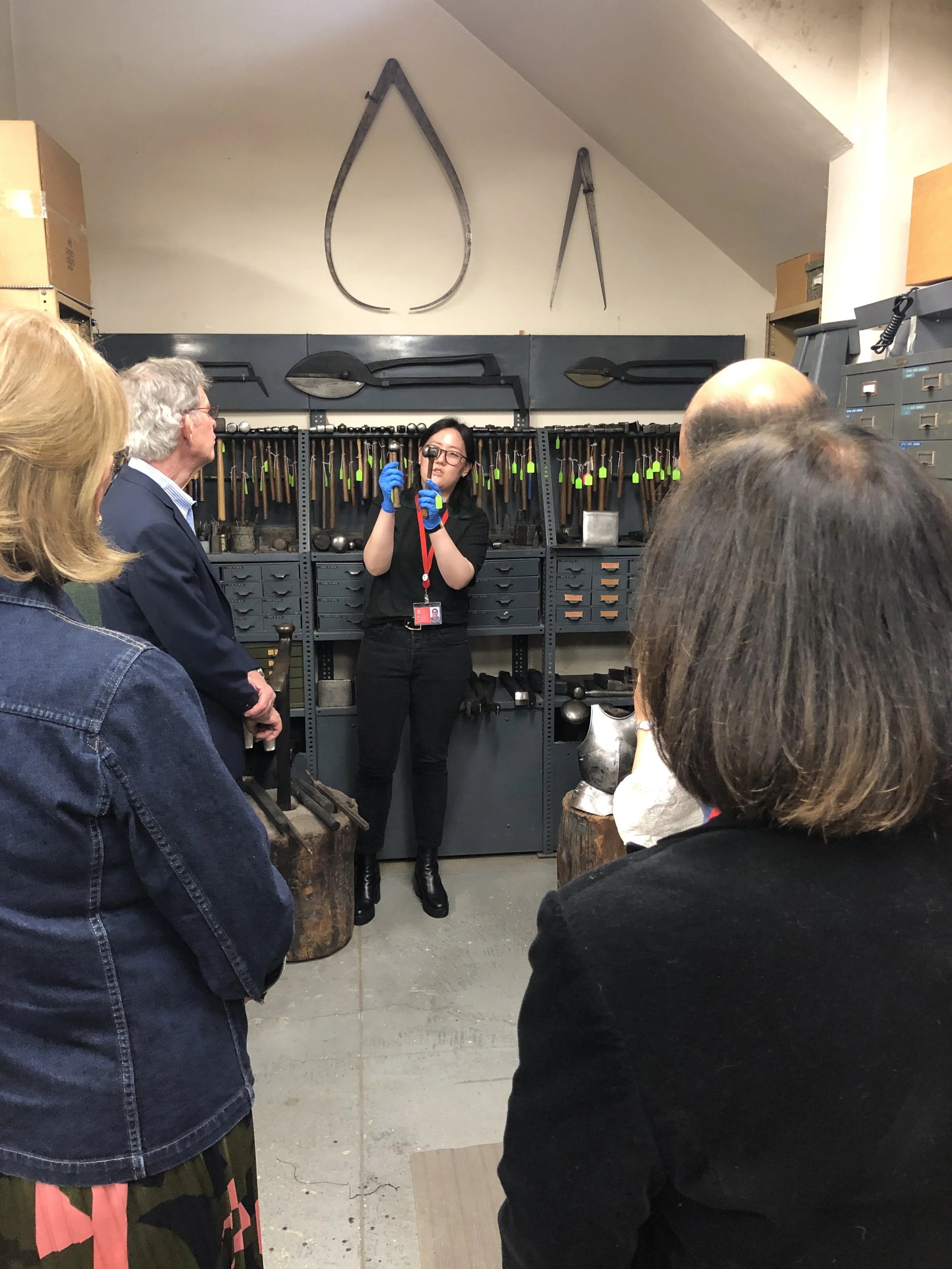 Presenting findings from my work on Tachaux's hammers at a donor event in the lab. (Photo: John Byck)