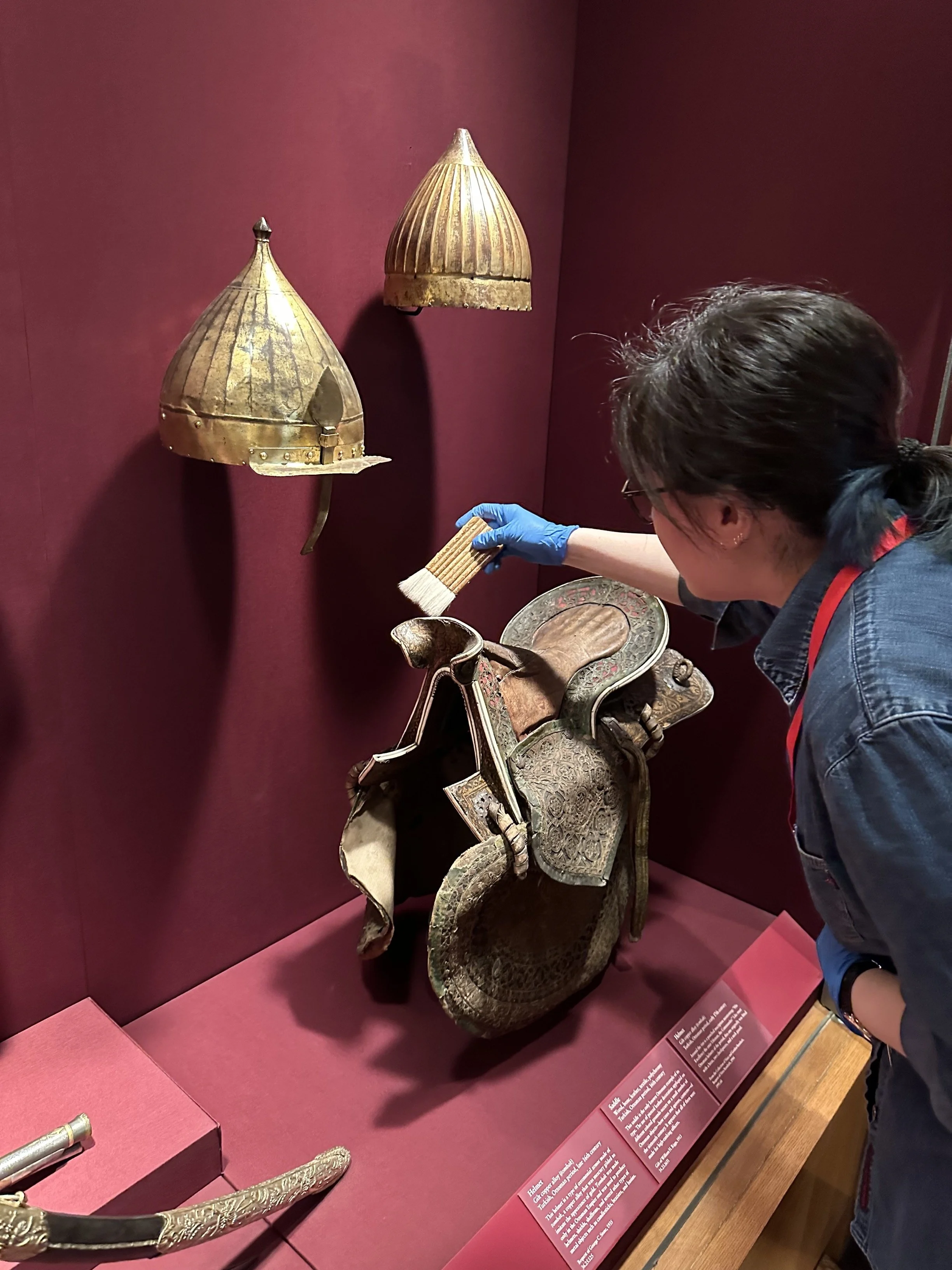 Dusting a saddle. (Photo: Sean Belair)