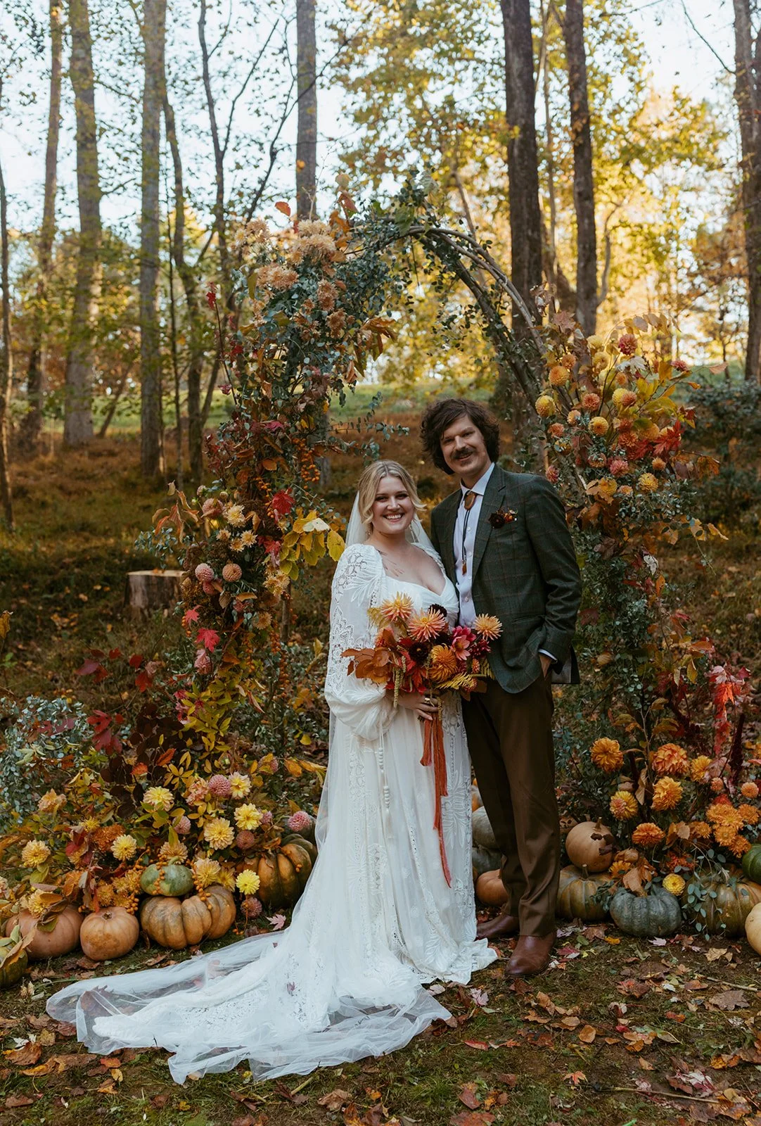 PostCeremonyPortraits-NorthGAWedding-EllijayGA-Fall2023-38.jpg