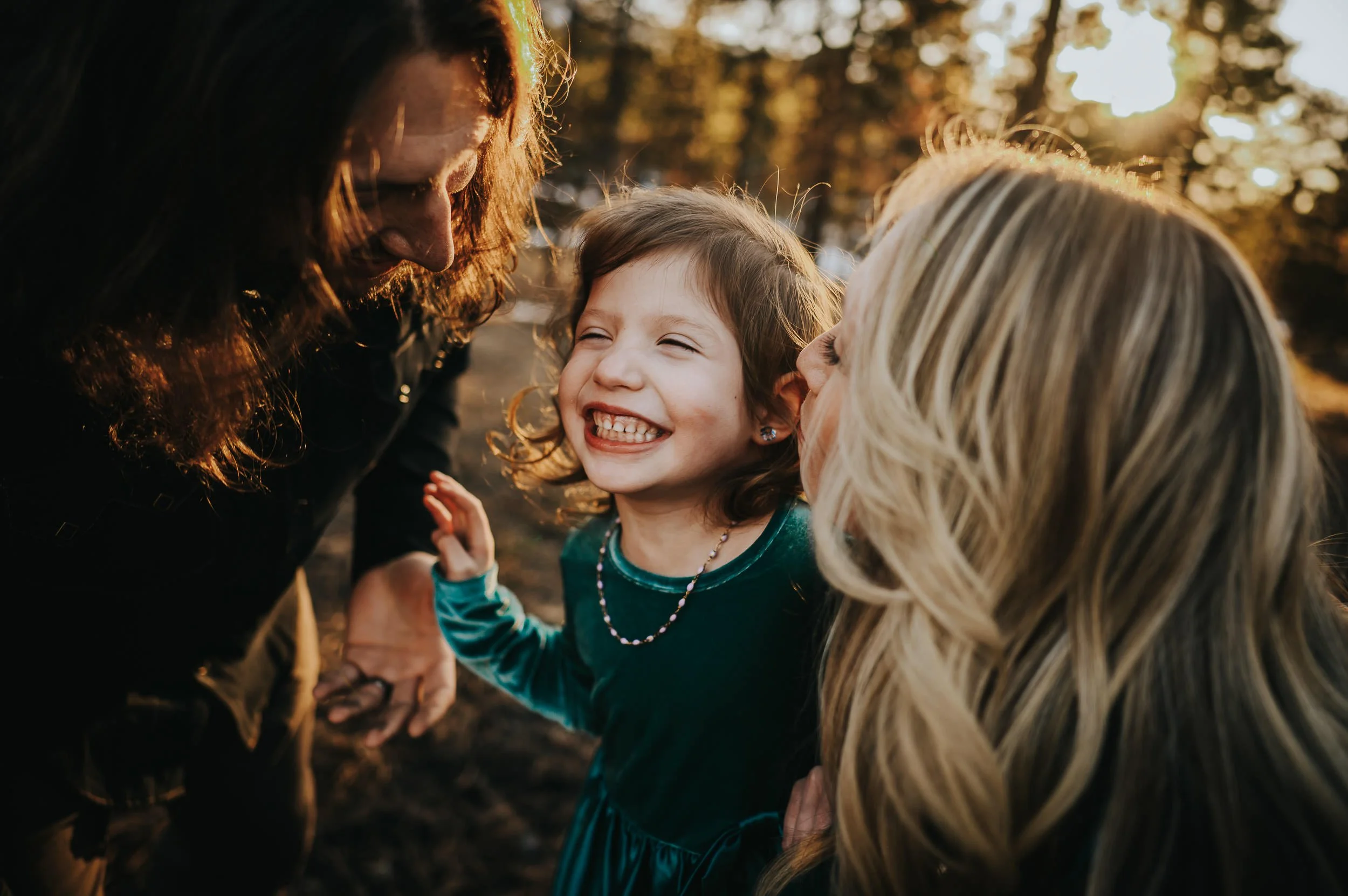 Relaxed maternity photography session in the Colorado mountains