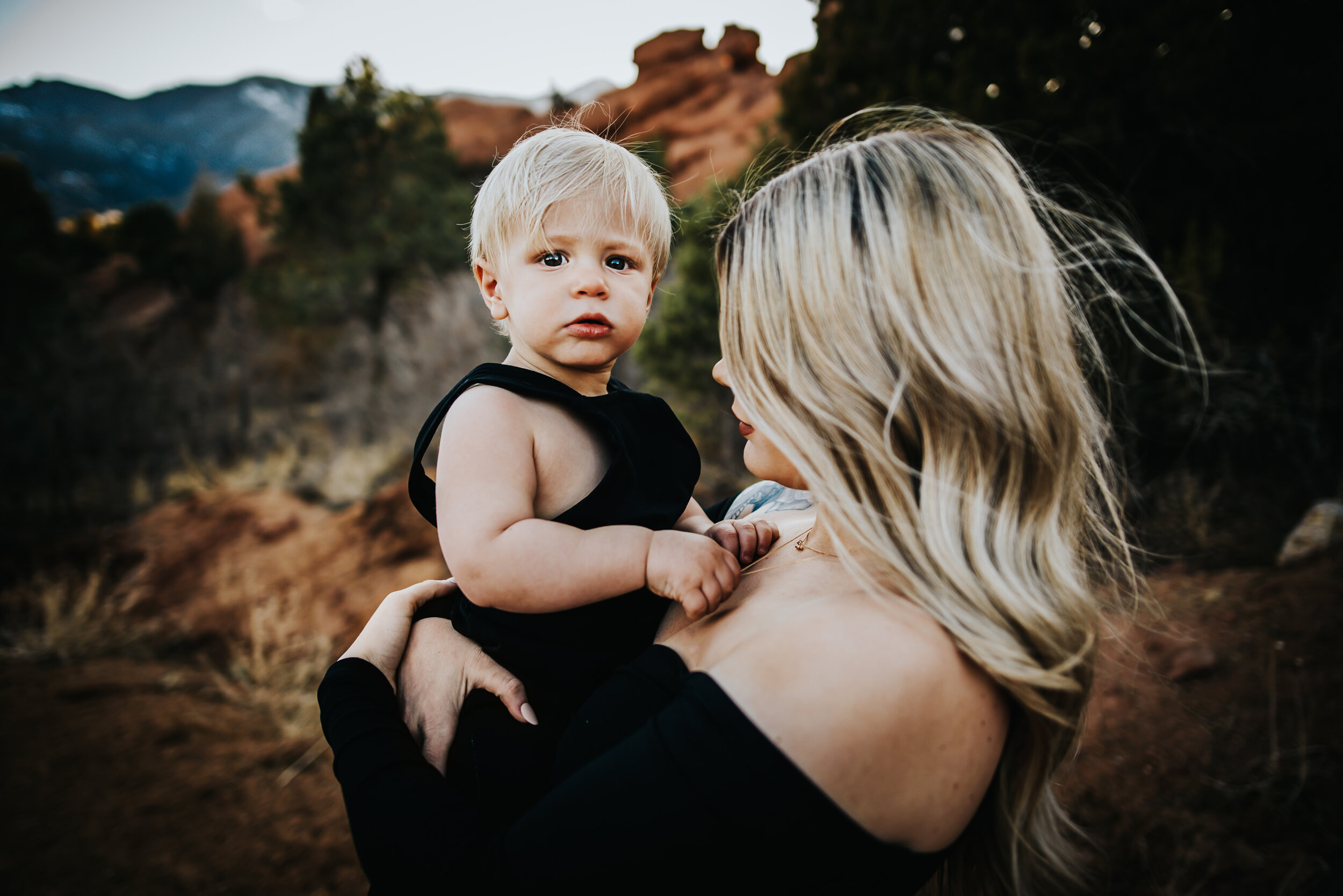 Kaitlyn Petersen Maternity Sesson Colorado Springs Sunset Pikes Peak Wild Prairie Photography-3-2021.jpg