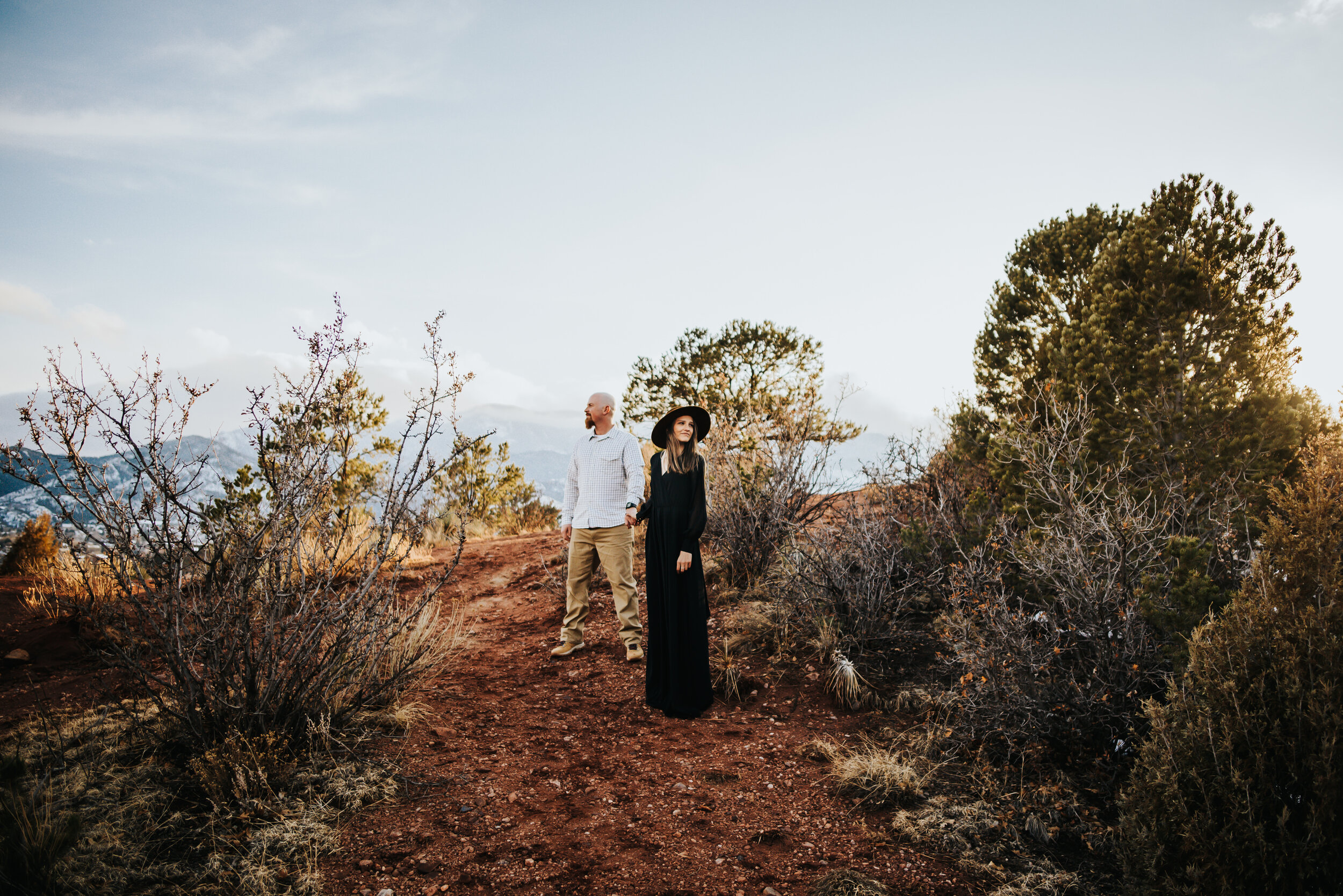 Stephanie Roesner Couples Sesson Colorado Springs Sunset Garden of the Gods Wild Prairie Photography-5-2021.jpg