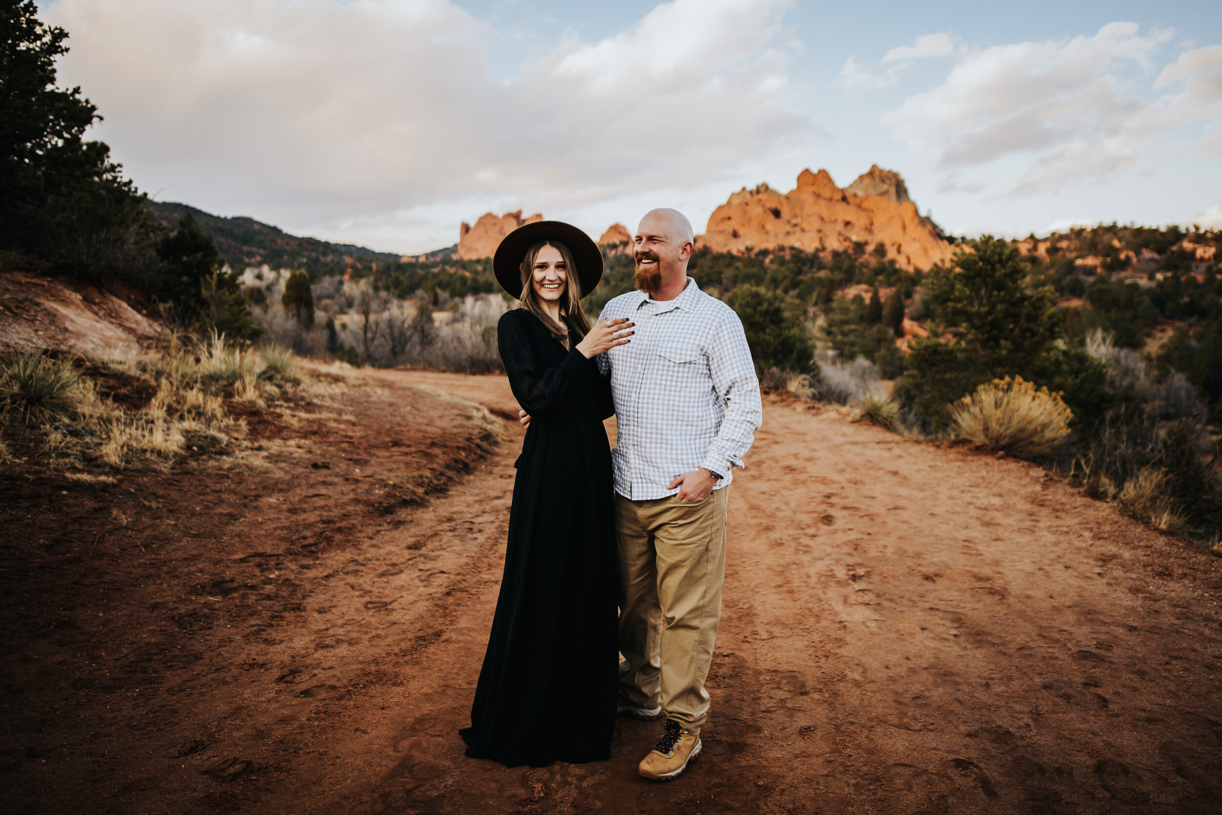 Stephanie Roesner Couples Sesson Colorado Springs Sunset Garden of the Gods Wild Prairie Photography-14-2021.jpg