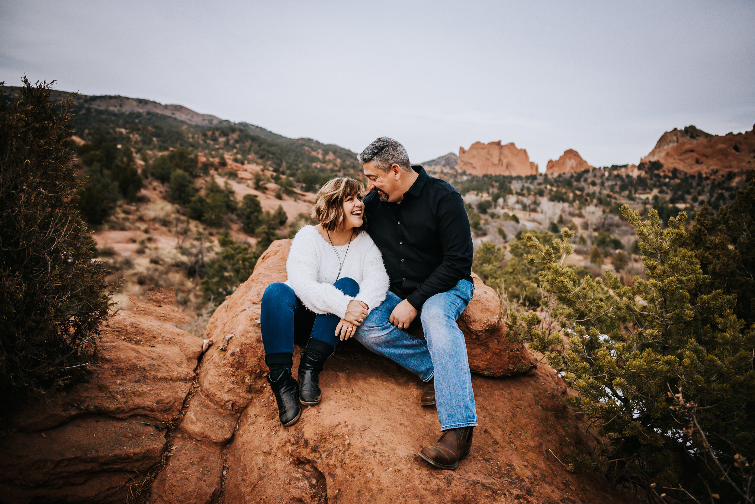 Lori Collins Extended Family Session Colorado Springs Sunset Garden of the Gods Wild Prairie Photography-36-2021.jpg