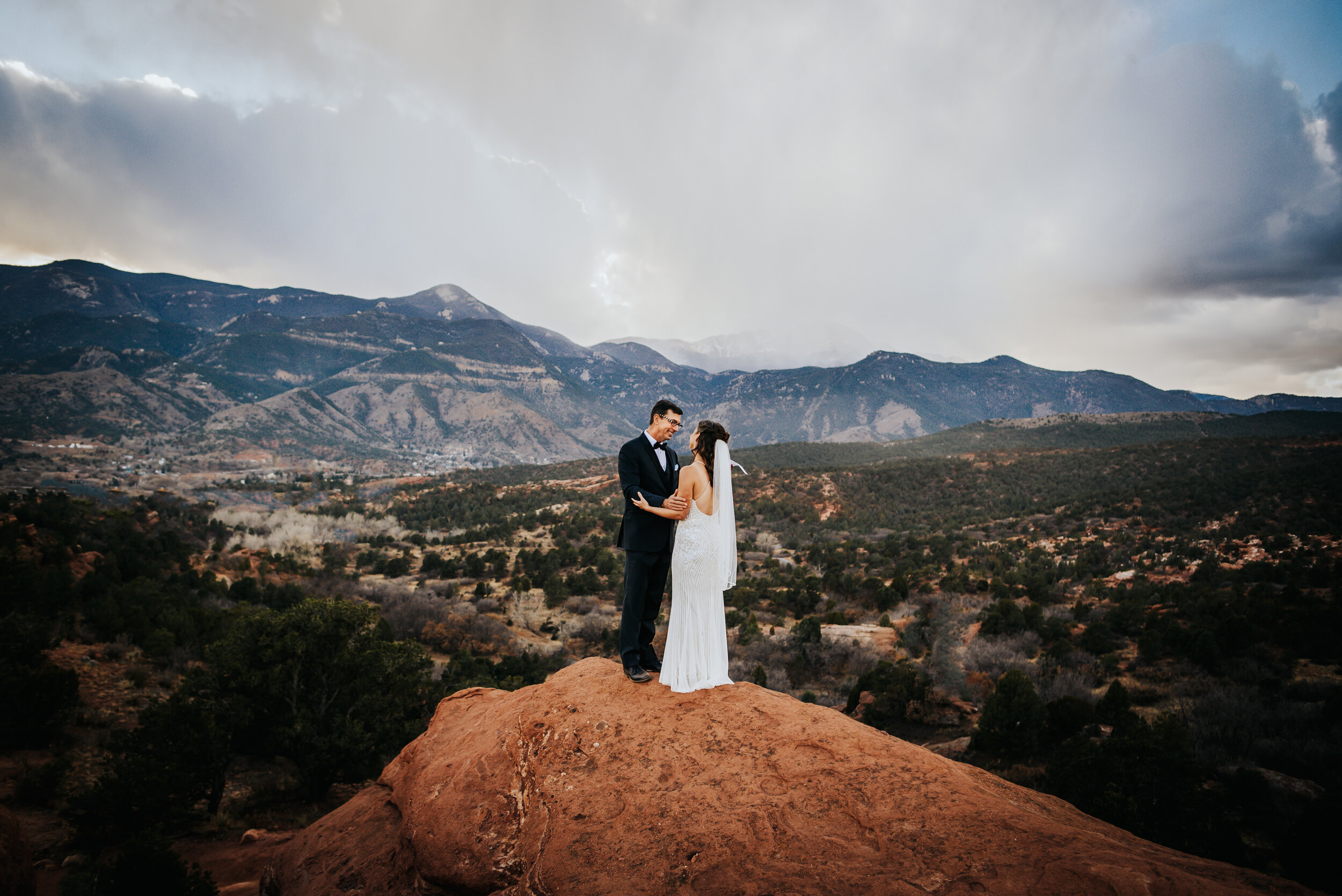 Jen Mountain Elopement Colorado Springs Sunset Garden of the Gods Husband Wife Wild Prairie Photography-6-2021.jpg