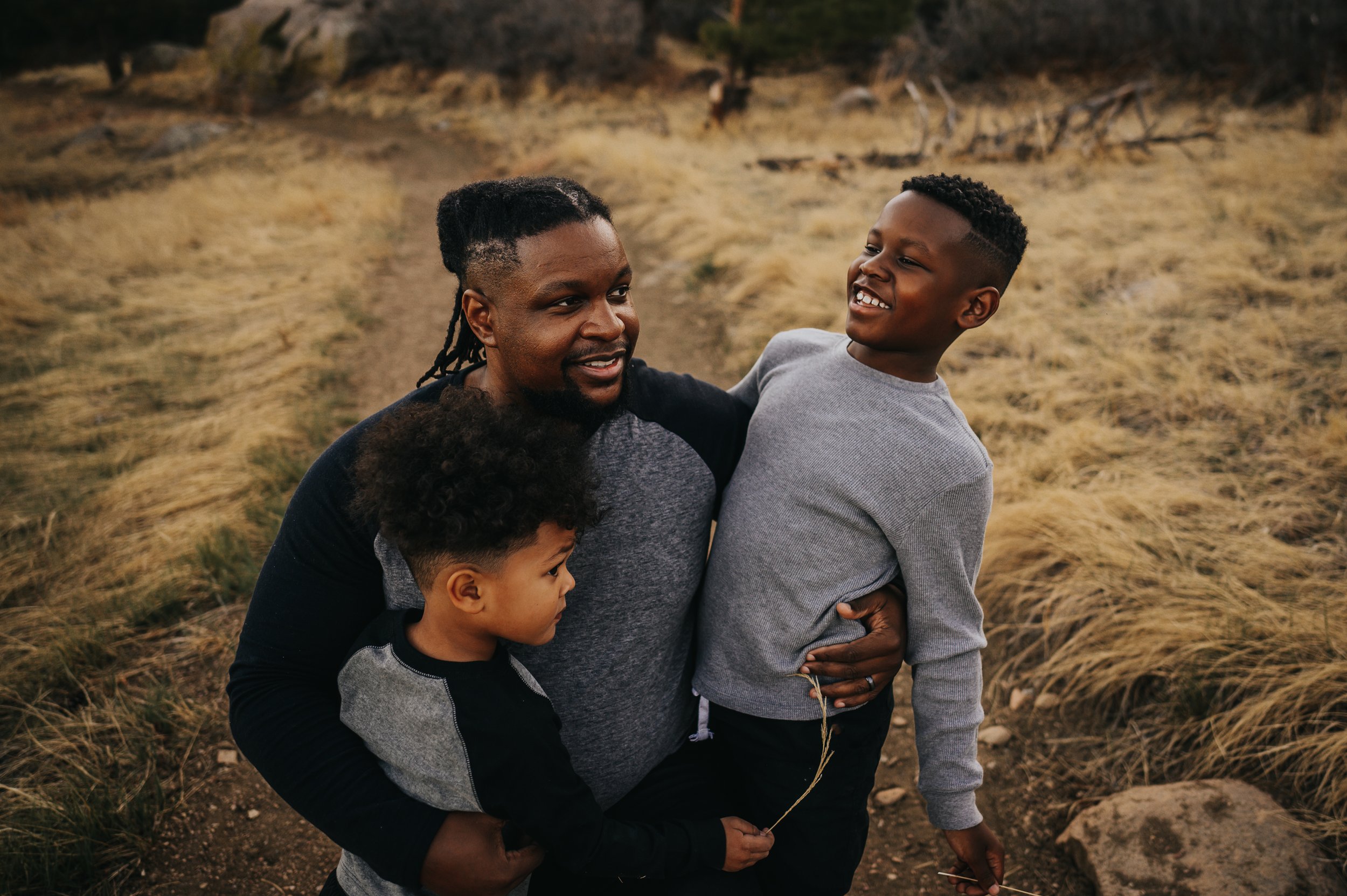 Gerald Dixon Family Session Colorado Springs Colorado Photographer Cheyenne Mountain State Park Newborn Lifestyle Brothers Wife Husband Wild Prairie Photography-33-2022.jpg